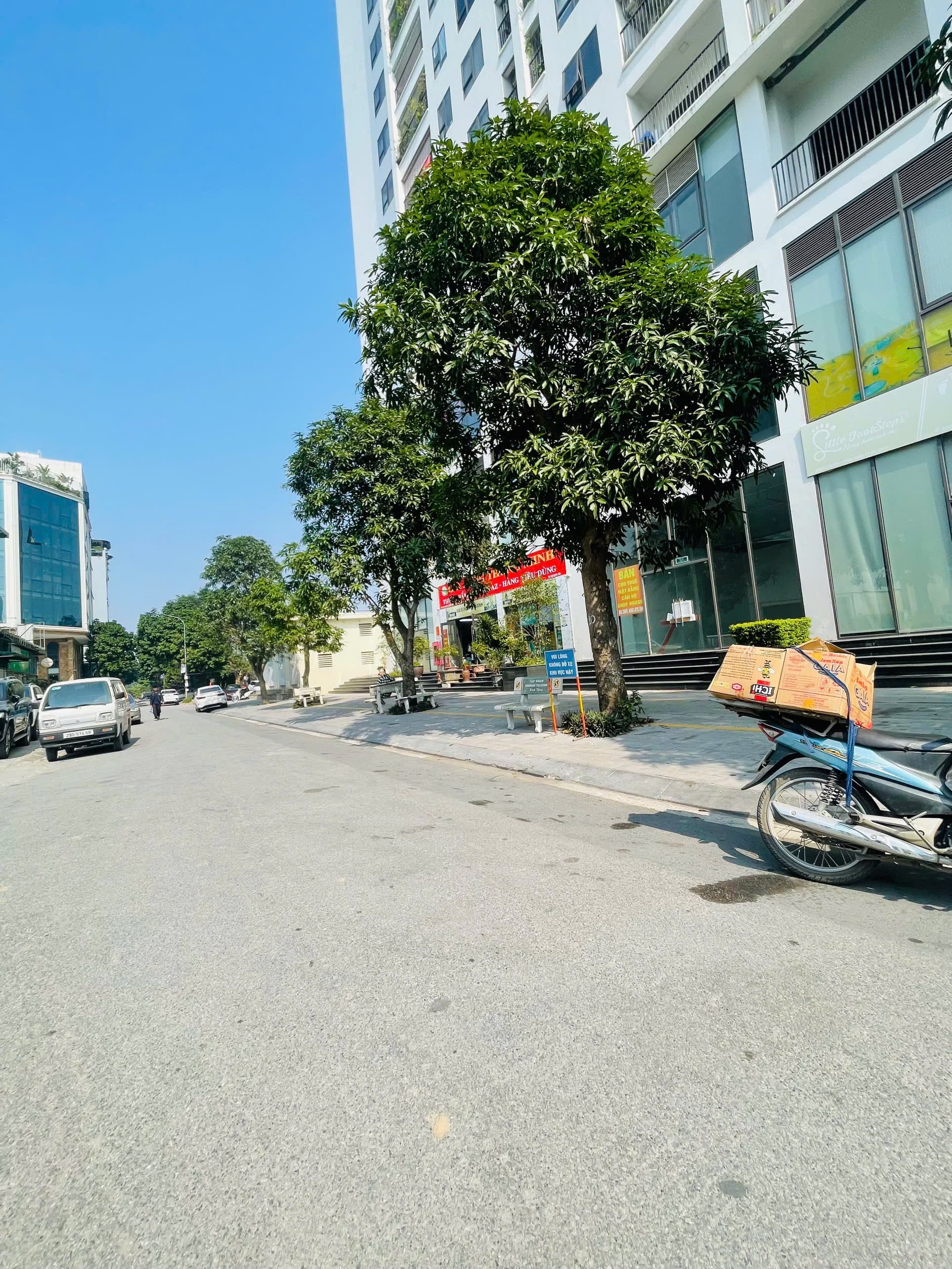 Nhà đất mặt phố, Thanh Trì, Hà Nội - 84m² giá 25.2 tỷ