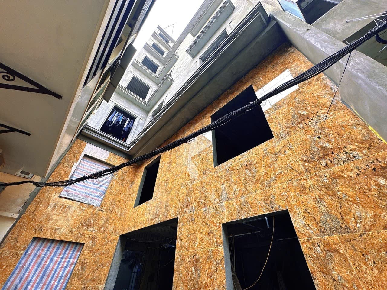 Nhà đất mặt phố Đống Đa, Hà Nội - 67m² giá 24 tỷ