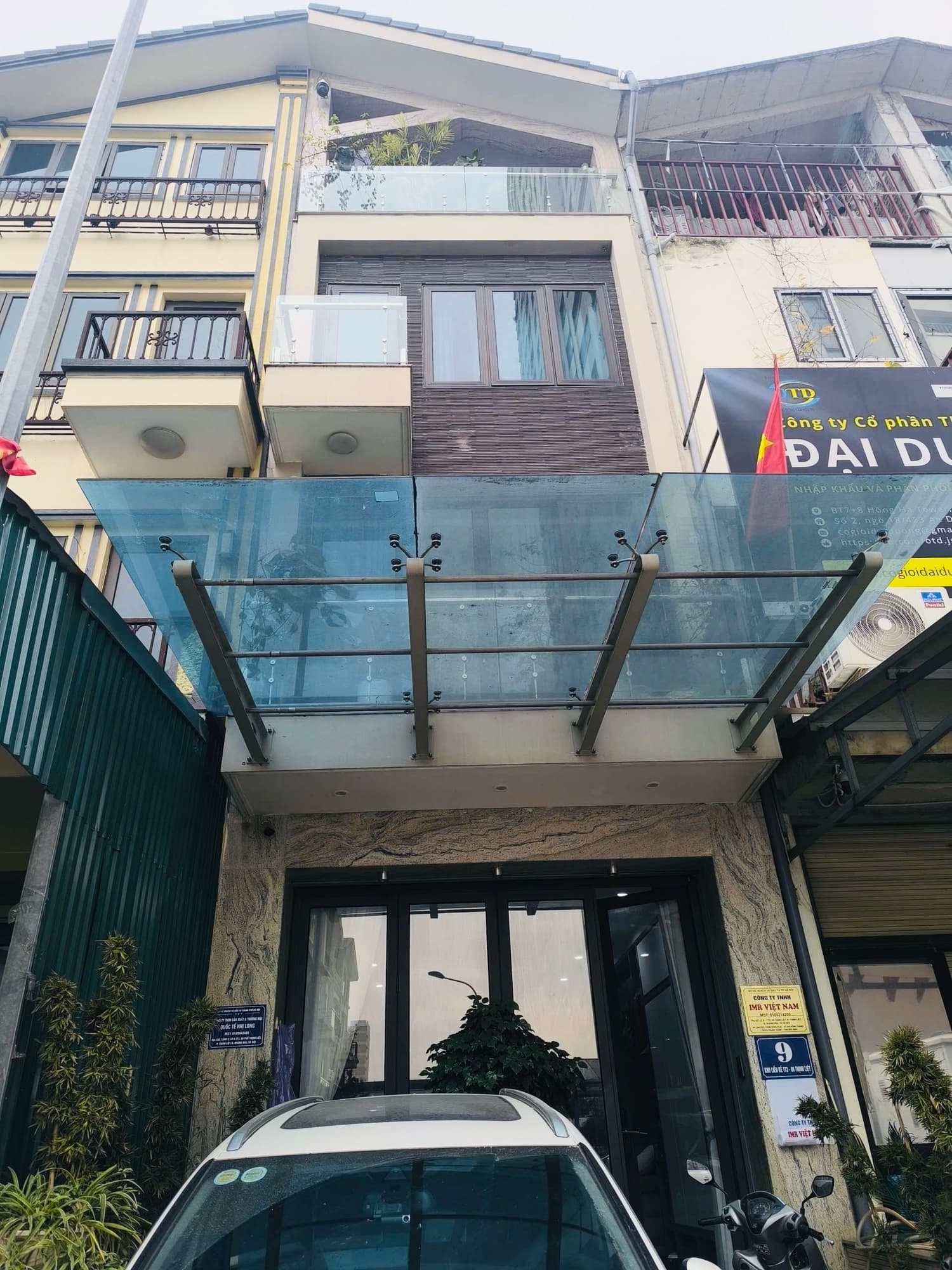 Nhà đất mặt phố, Hoàng Mai, Hà Nội - 98.2m² giá 26.8 tỷ