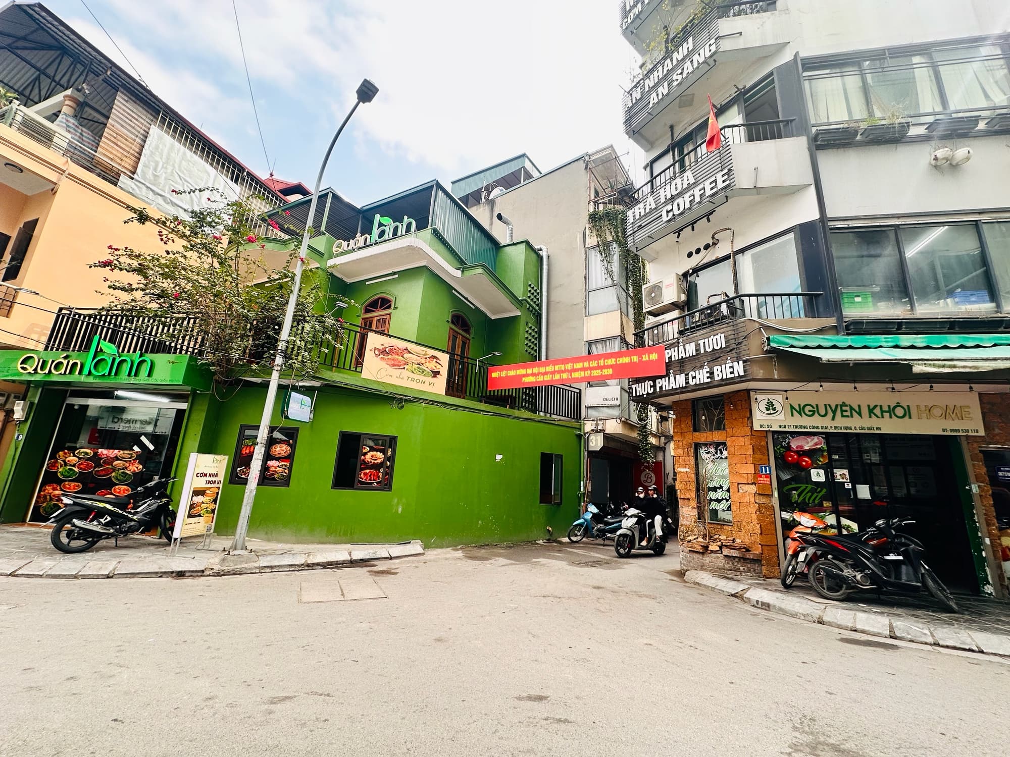 Nhà đất mặt phố, Cầu Giấy, Hà Nội - 49m² giá 24.5 tỷ