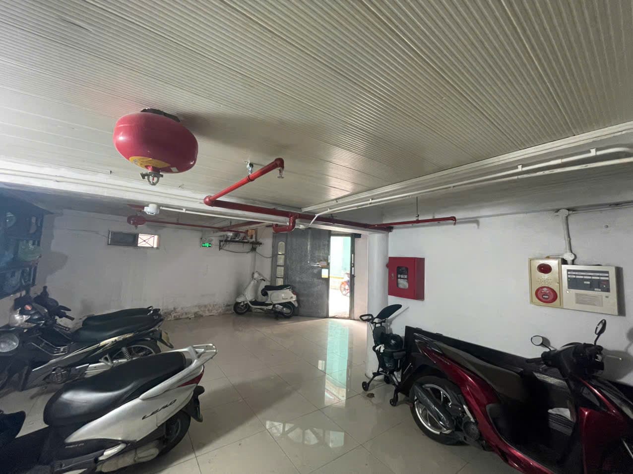 Nhà đất mặt phố, Long Biên, Hà Nội - 87m² giá 27 tỷ
