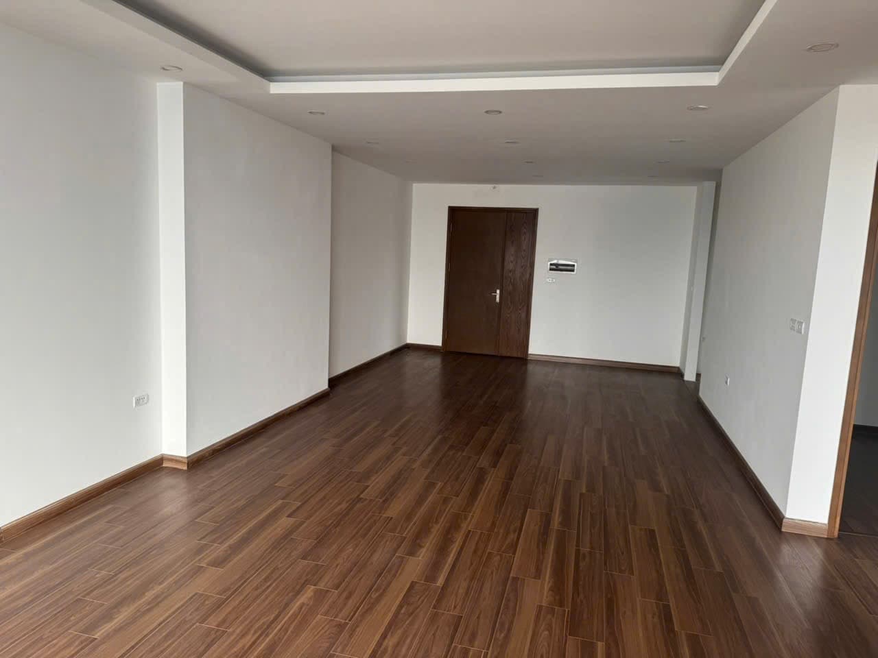 Căn hộ mặt phố, Hoàng Mai, Hà Nội - 123m² giá 9.3 tỷ