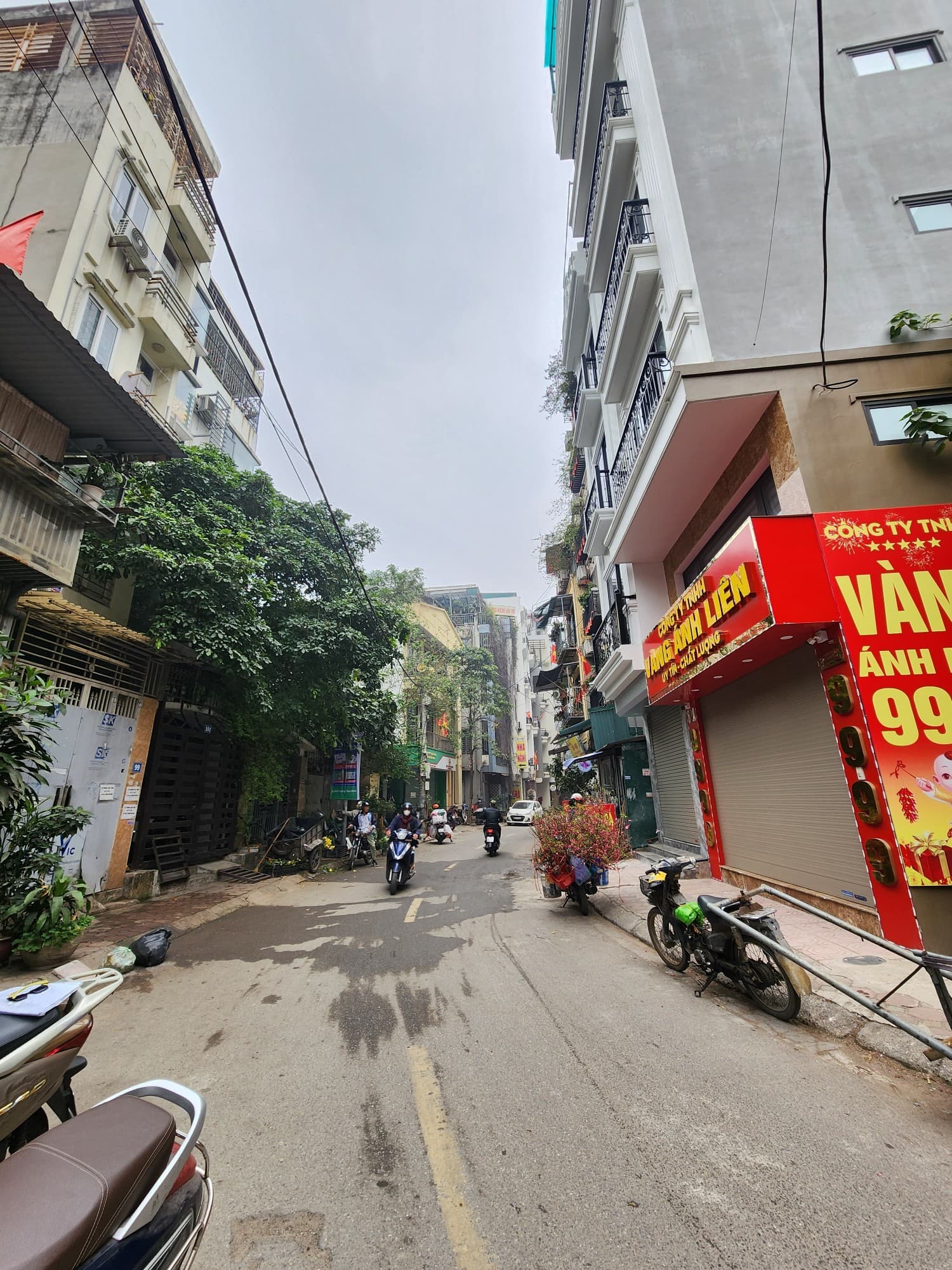 Nhà đất mặt phố, Tây Hồ, Hà Nội - 84m² giá 37.5 tỷ