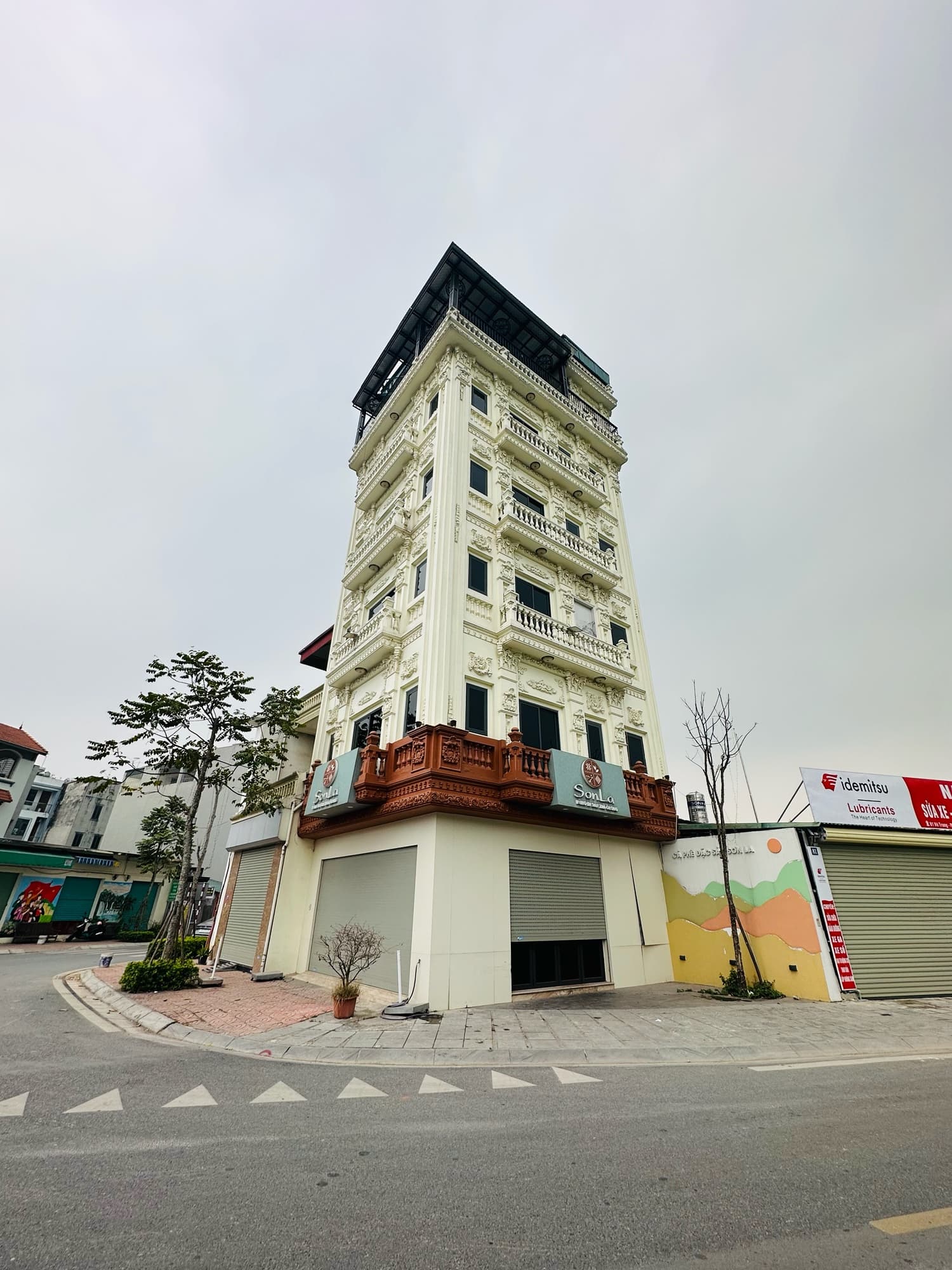 Nhà đất mặt phố, Long Biên, Hà Nội - 51m² giá 18.2 tỷ