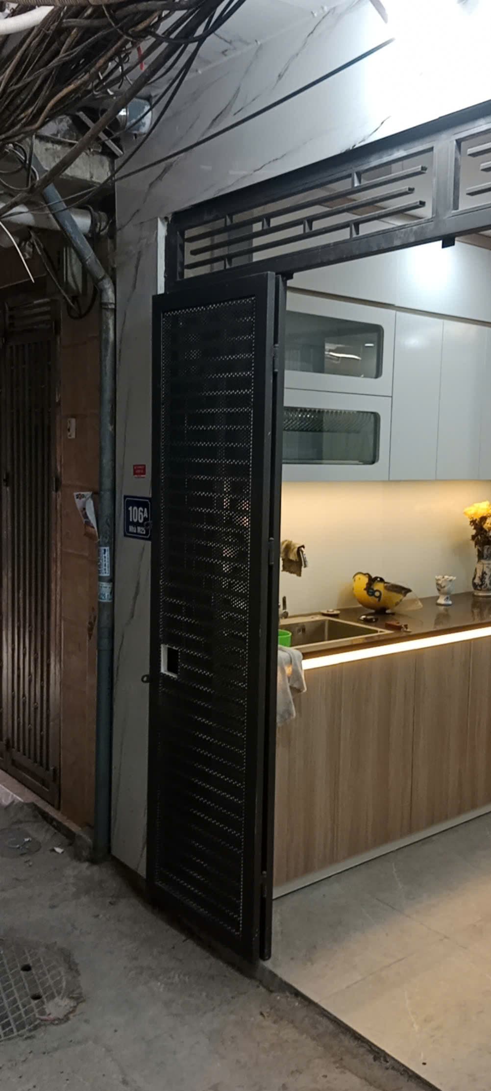 Nhà đất mặt phố, Hai Bà Trưng, Hà Nội - 20m² giá 4.55 tỷ
