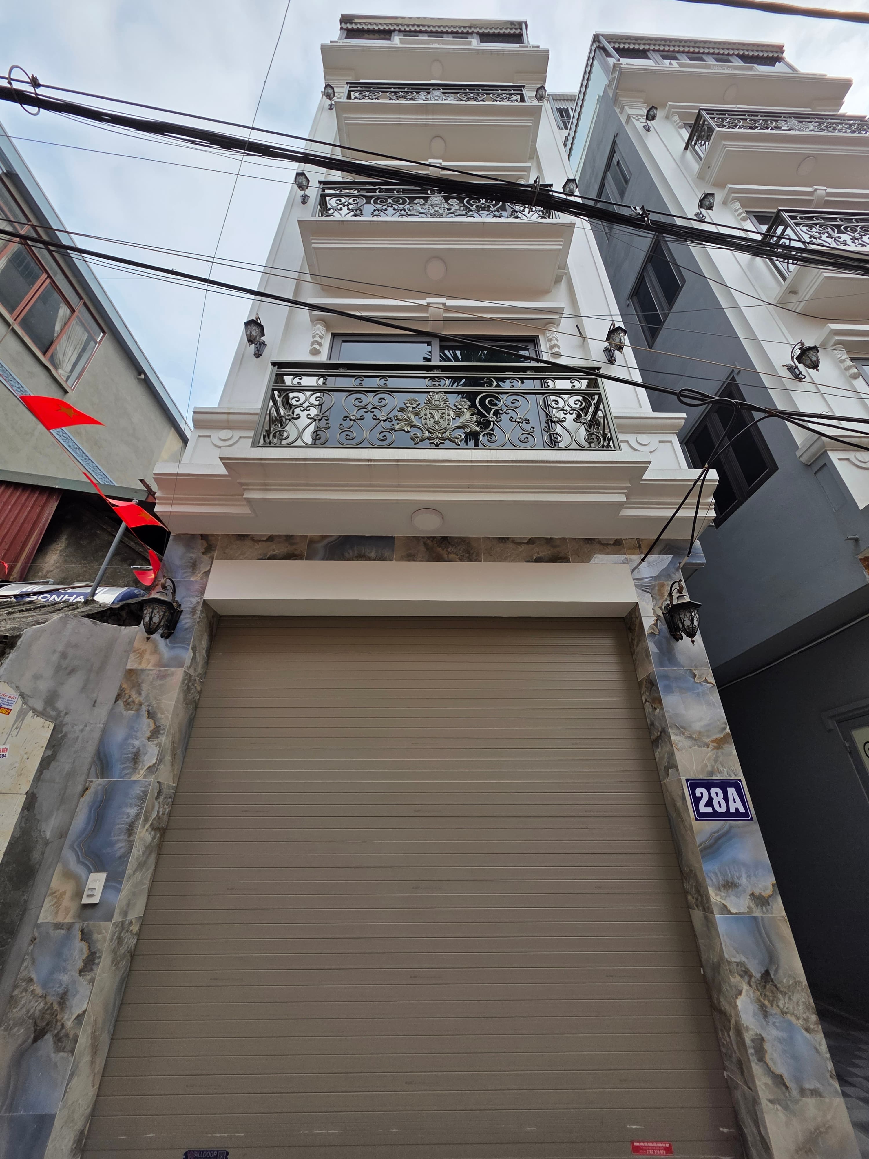 Nhà đất mặt phố, Nam Từ Liêm, Hà Nội - 30m² giá 8.3 tỷ