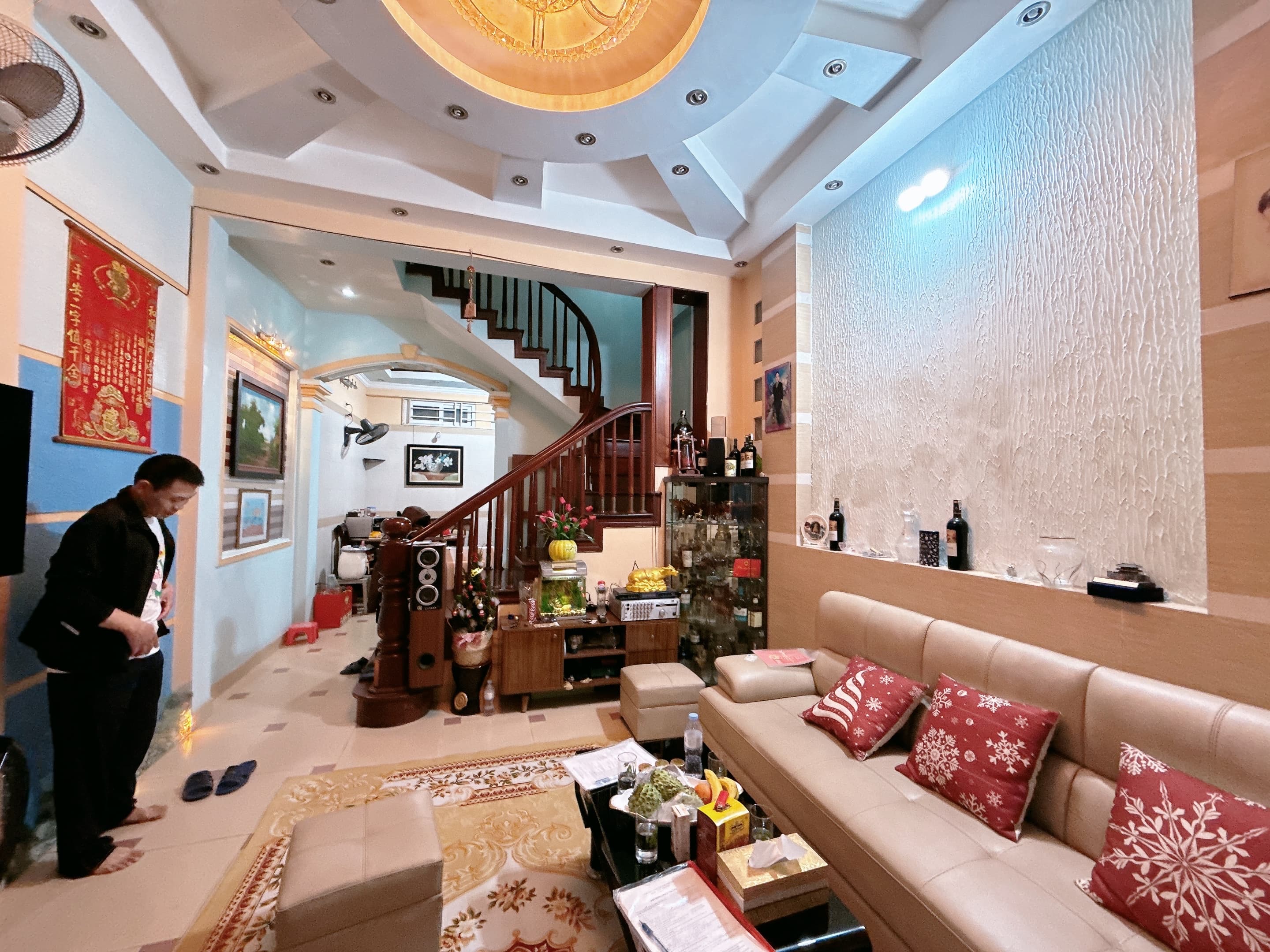 Nhà đất mặt phố, Cầu Giấy, Hà Nội - 42m² giá 11.3 tỷ