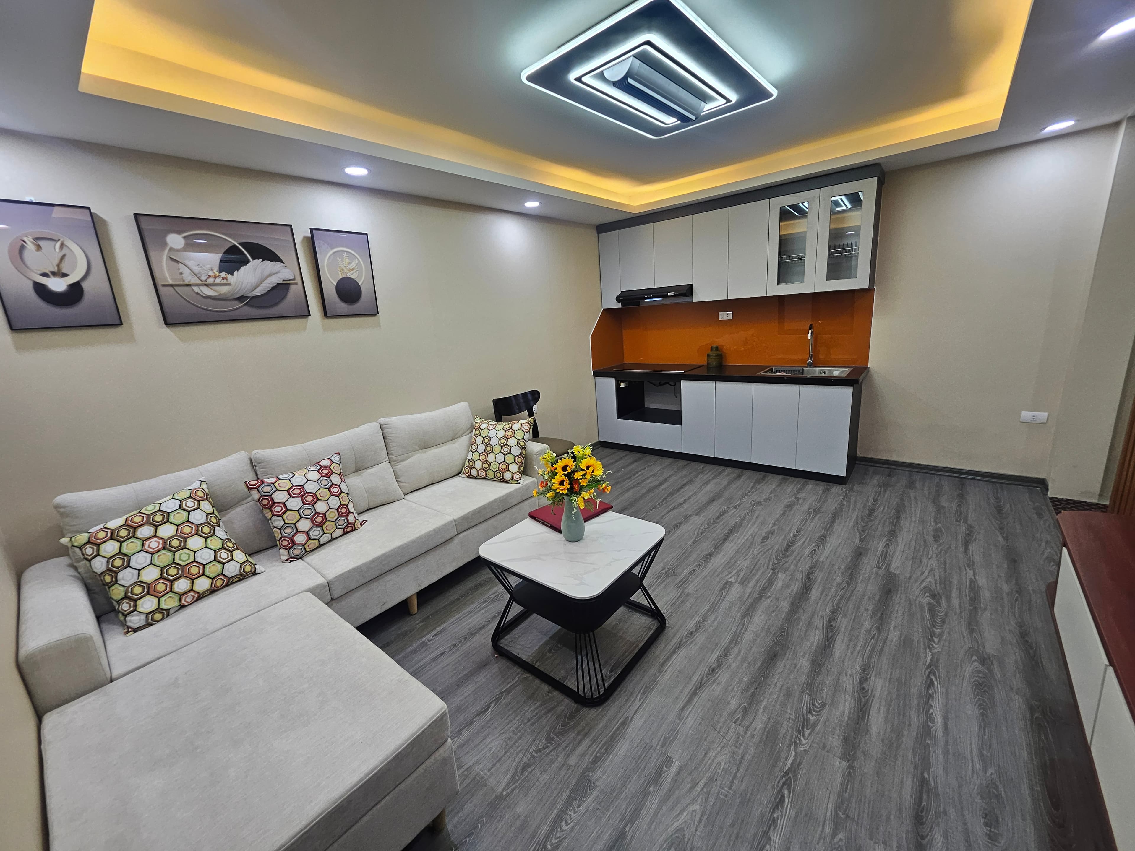 Căn hộ mặt phố, Ba Đình, Hà Nội - 85m² giá 5.5 tỷ