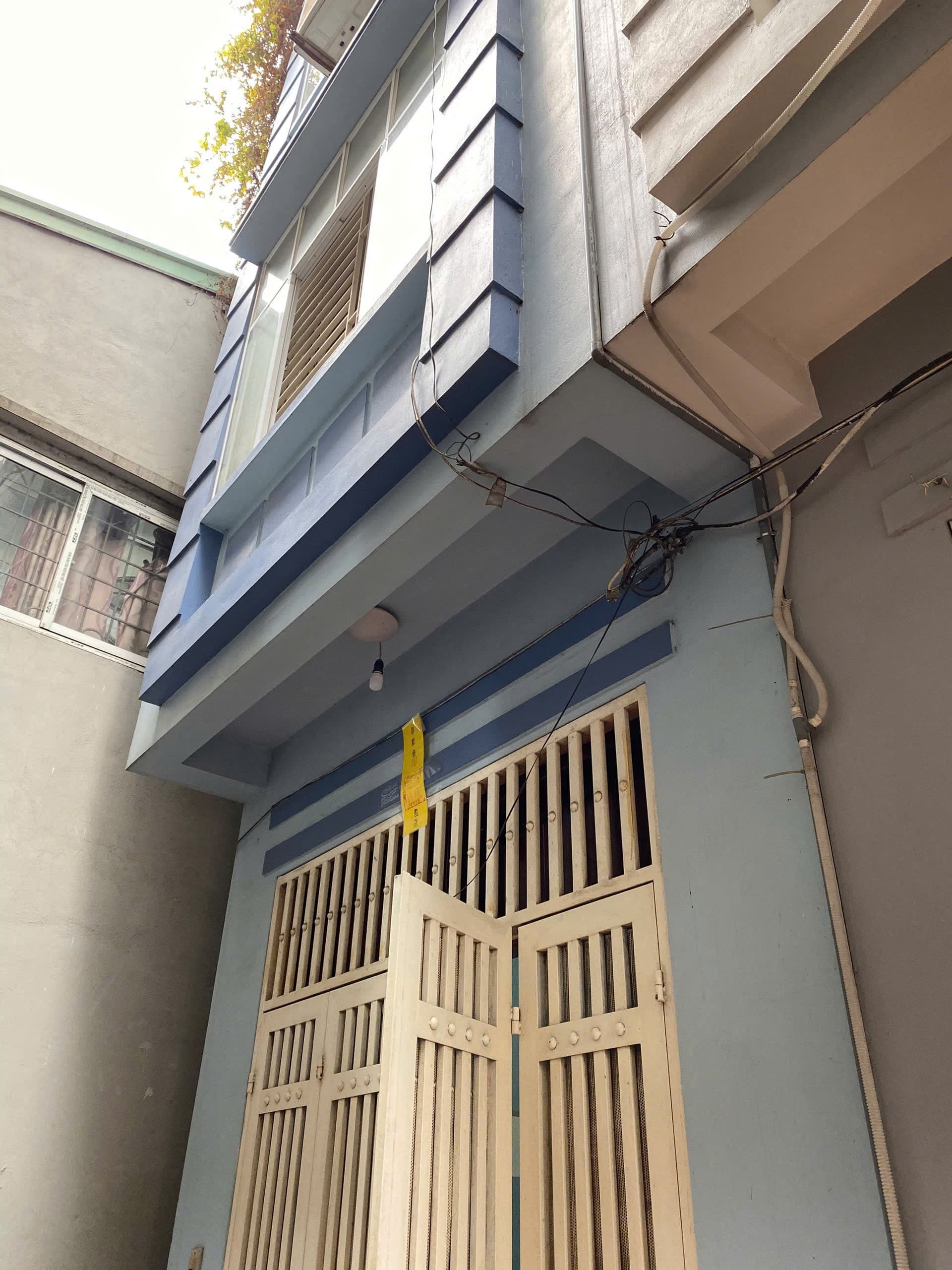 Nhà đất mặt phố, Long Biên, Hà Nội - 47m² giá 8.85 tỷ