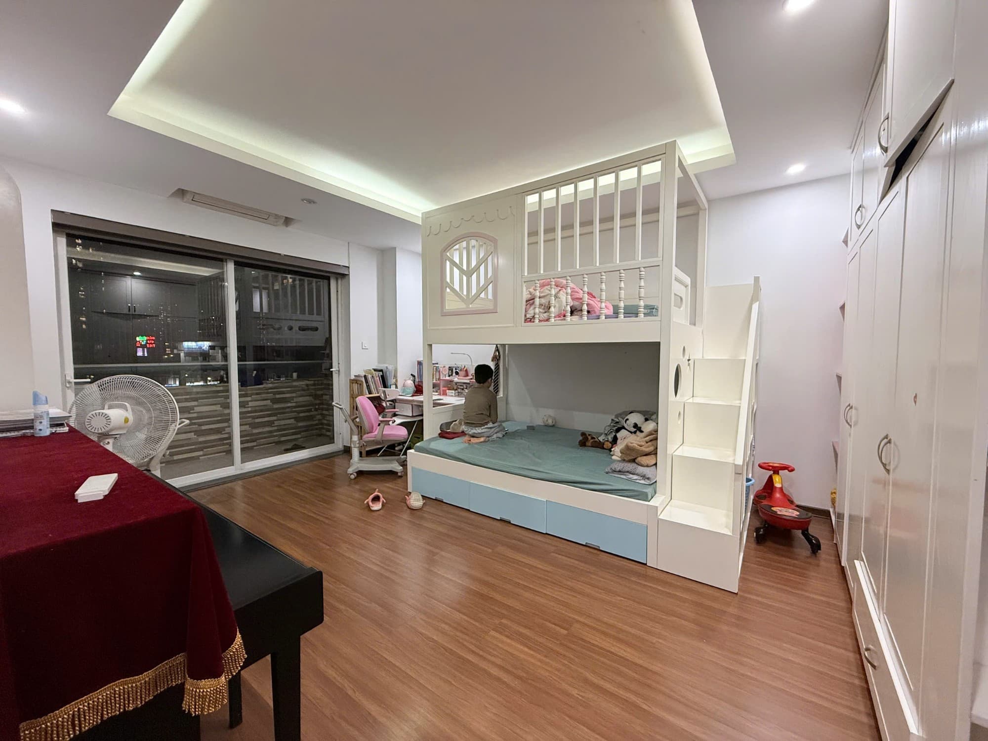 Căn hộ mặt phố, Hoàng Mai, Hà Nội - 123m² giá 7.95 tỷ