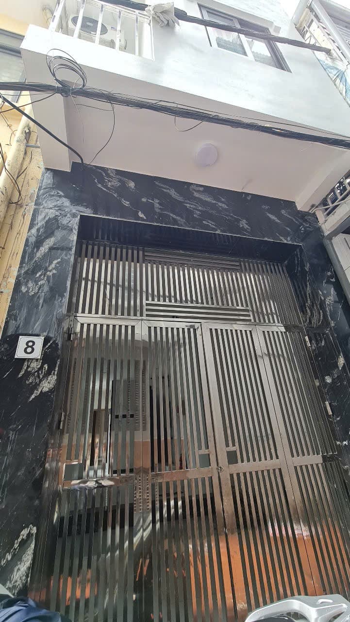 Nhà đất mặt phố, Cầu Giấy, Hà Nội - 44m² giá 15 tỷ