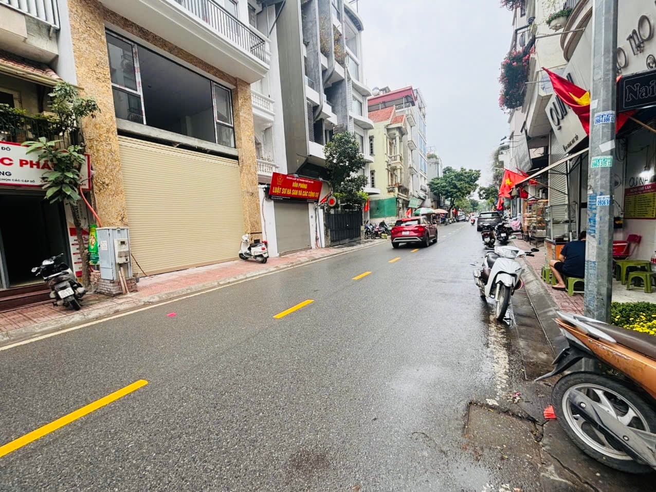 Nhà đất mặt phố, Long Biên, Hà Nội - 76m² giá 45 tỷ