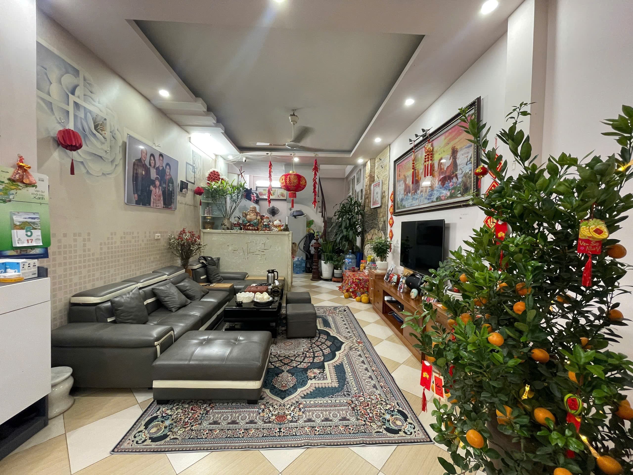 Nhà đất mặt phố, Hoàng Mai, Hà Nội - 54m² giá 11.8 tỷ