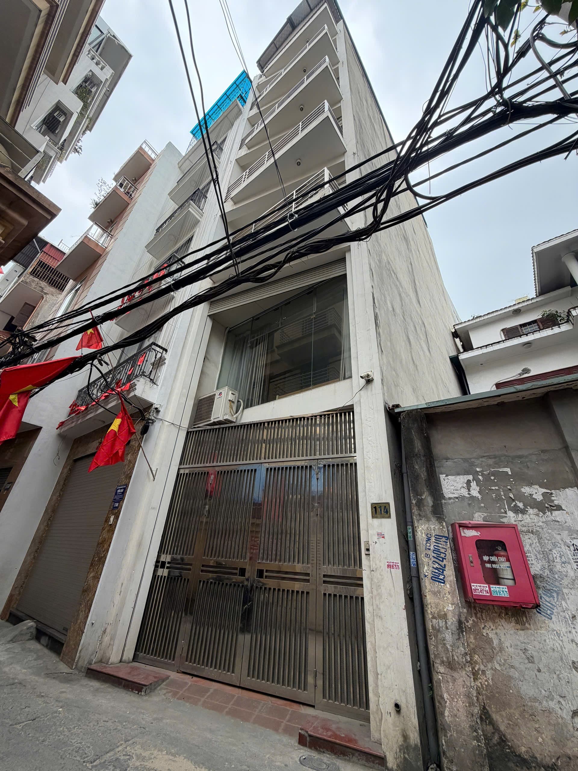 Nhà đất mặt phố, Ba Đình, Hà Nội - 49m² giá 18.61 tỷ