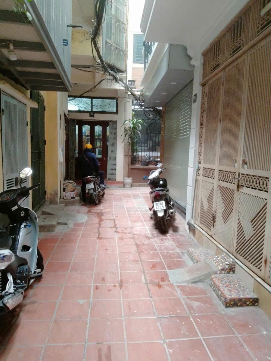 Nhà đất mặt phố, Đống Đa, Hà Nội - 40m² giá 14.8 tỷ