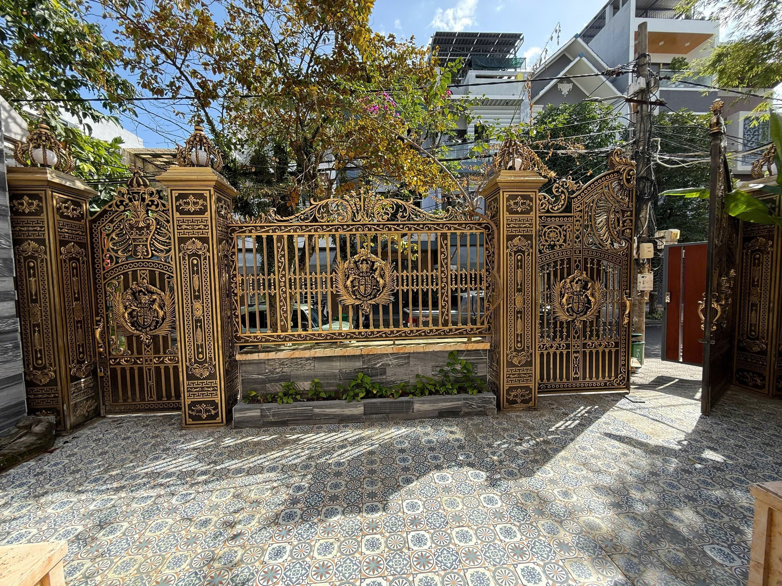 Nhà đất mặt phố, Cẩm Lệ, Đà Nẵng - 300m² giá 23 tỷ