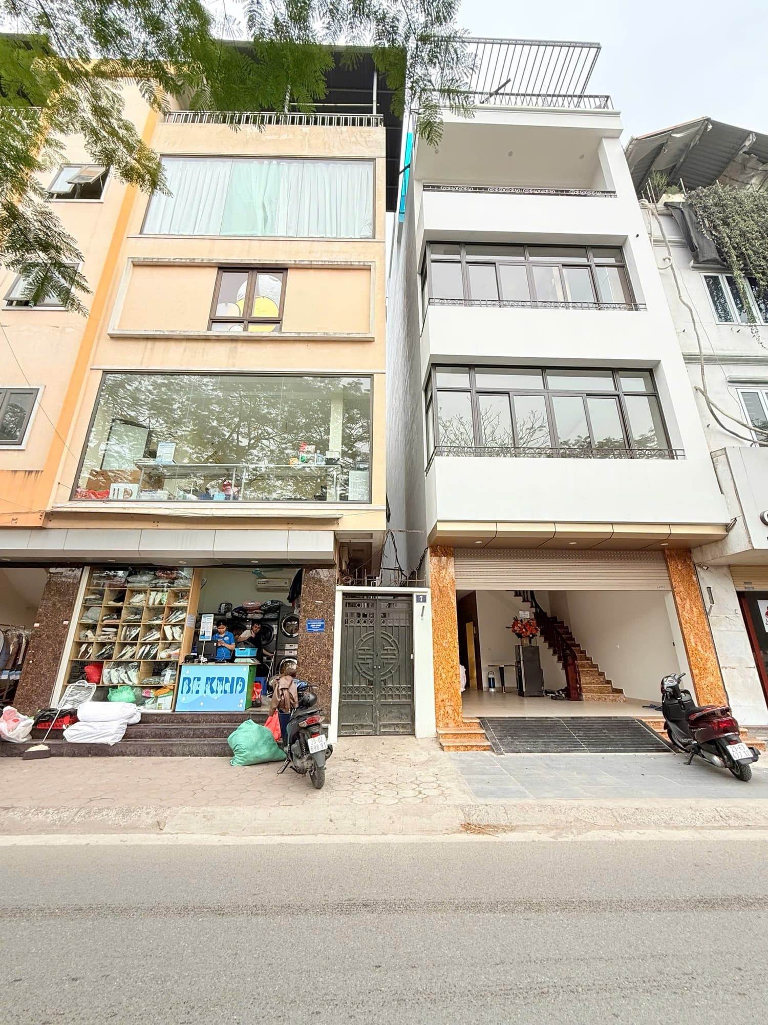 Nhà đất mặt phố, Hoàng Mai, Hà Nội - 42m² giá 10.9 tỷ