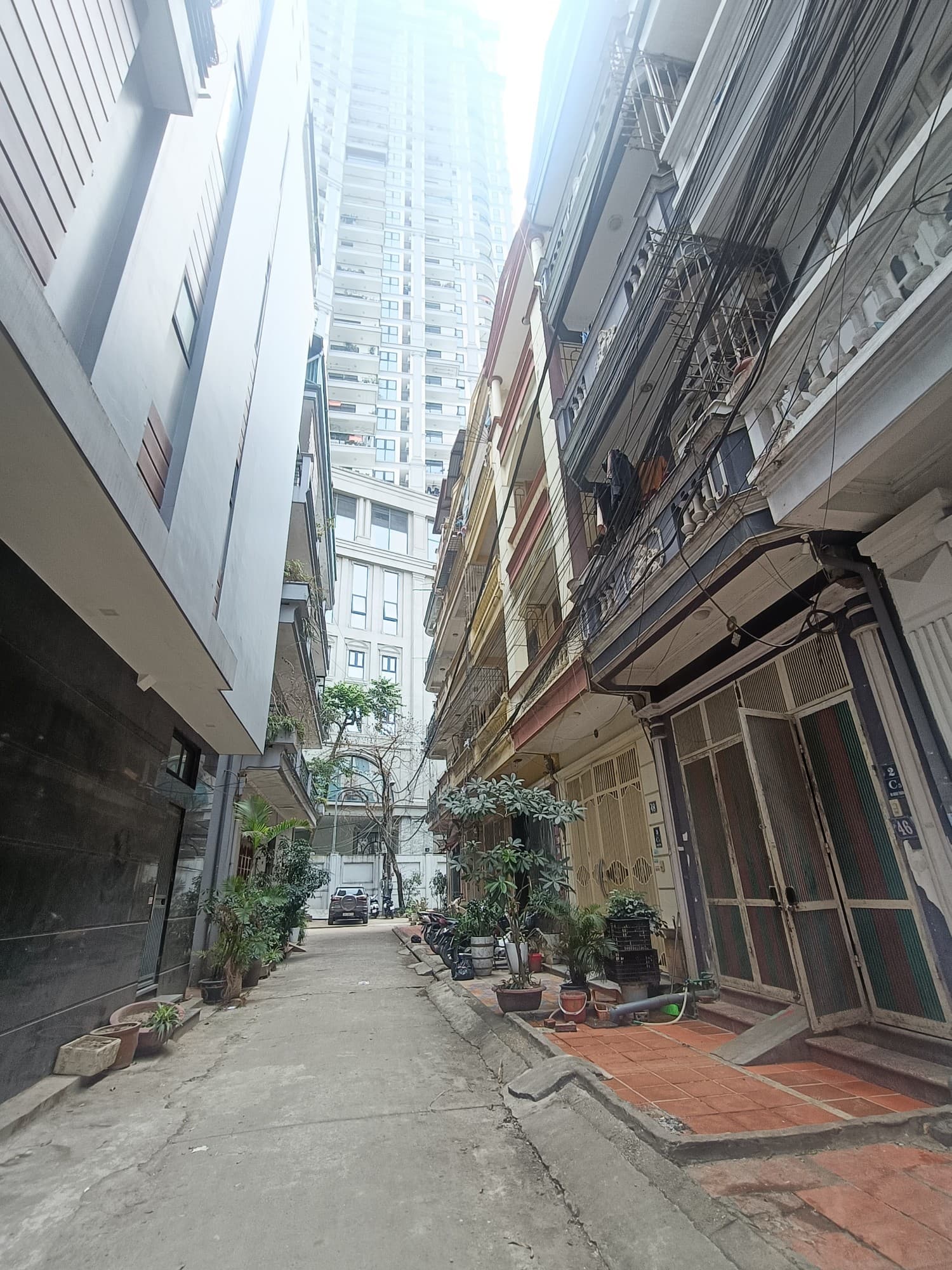 Nhà đất mặt phố, Đống Đa, Hà Nội - 75m² giá 75 tỷ