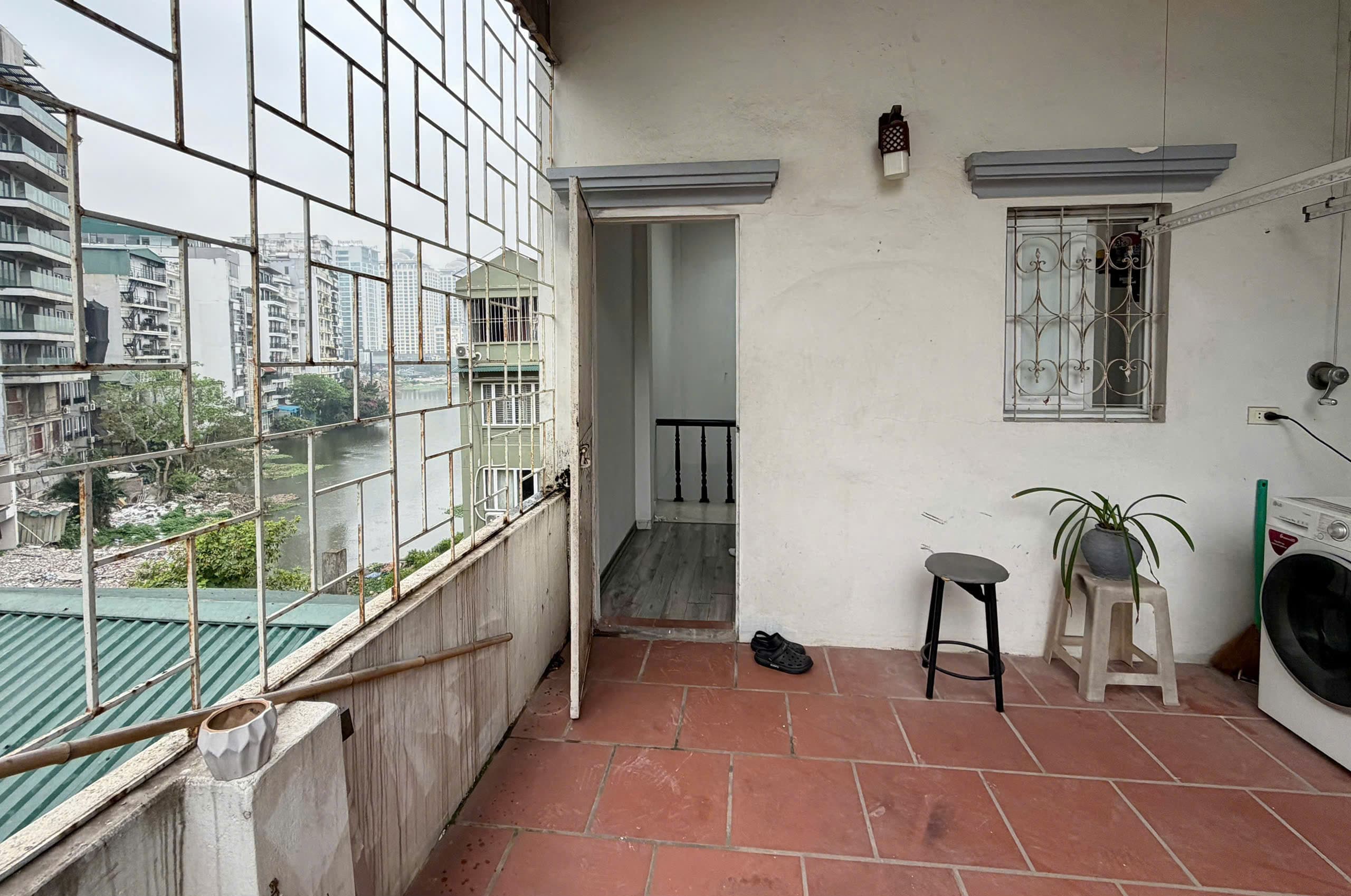 Nhà đất mặt phố, Tây Hồ, Hà Nội - 27m² giá 9.3 tỷ
