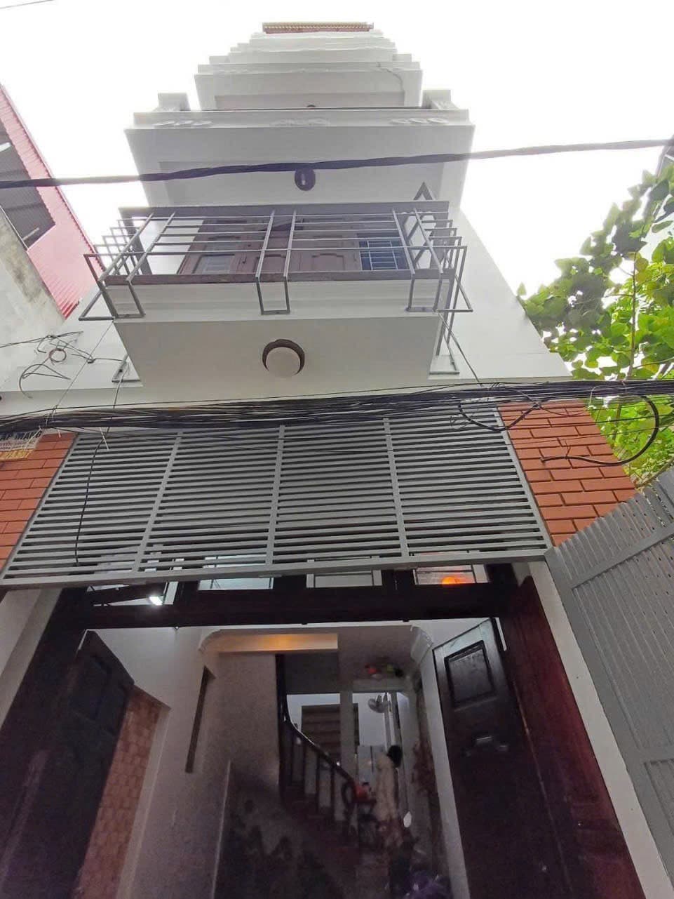 Nhà đất mặt phố, Hoàng Mai, Hà Nội - 41m² giá 10.6 tỷ