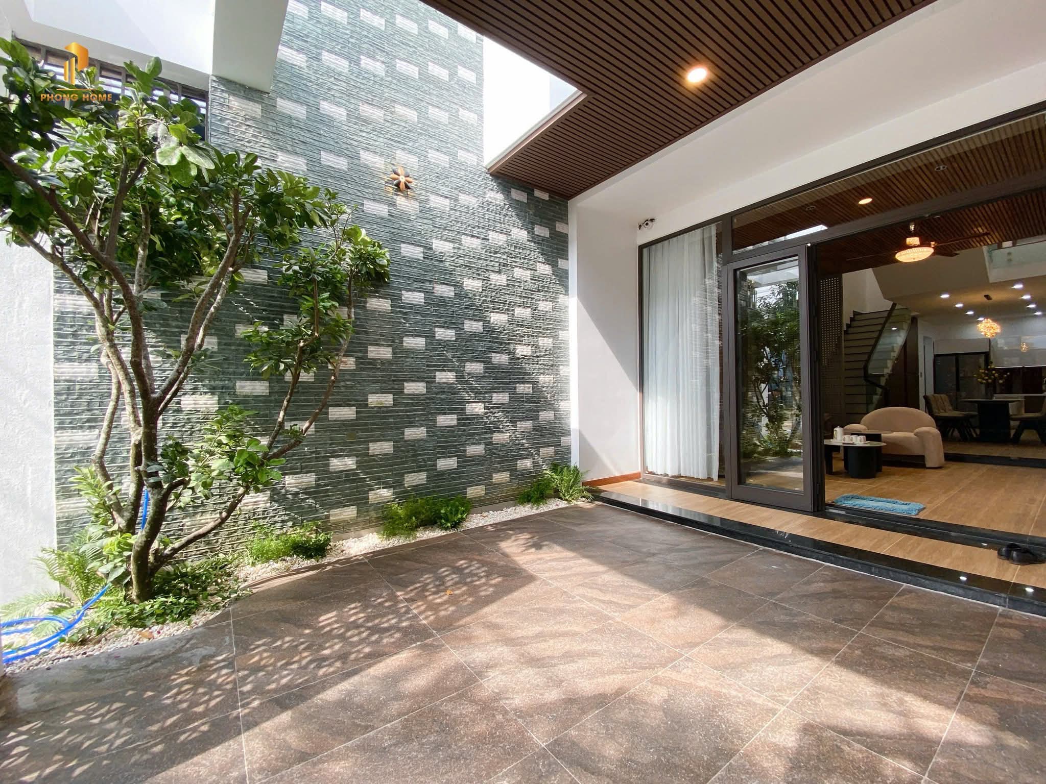 Nhà đất mặt phố, Liên Chiểu, Đà Nẵng - 100m² giá 8.8 tỷ