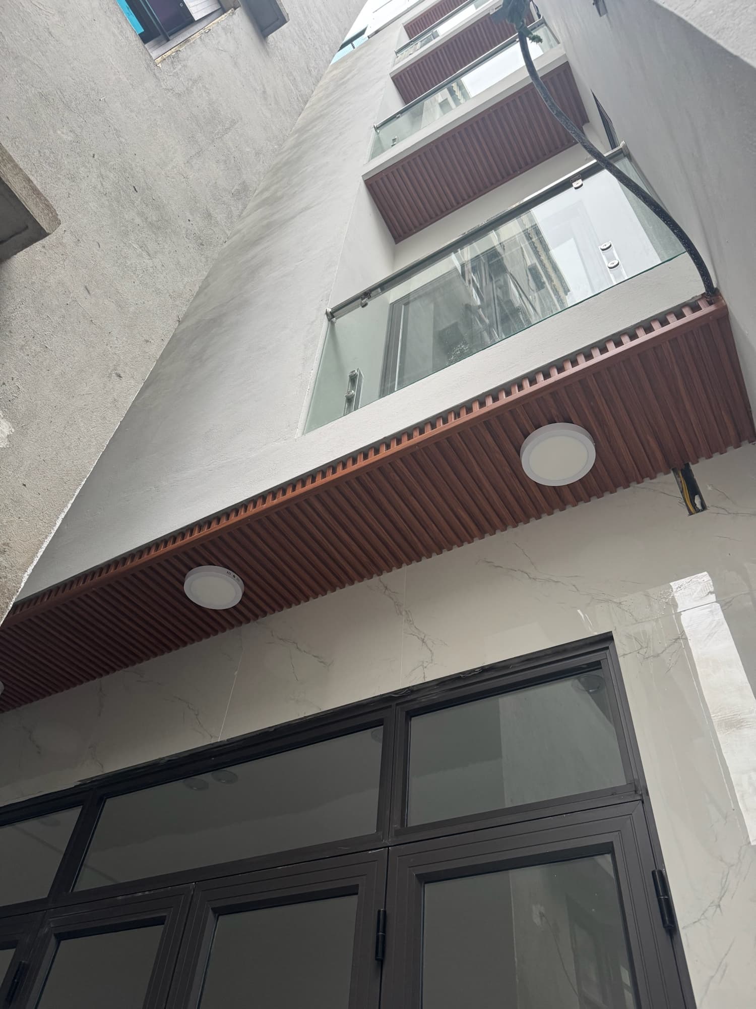 Nhà đất mặt phố, Hoàng Mai, Hà Nội - 34m² giá 8.9 tỷ