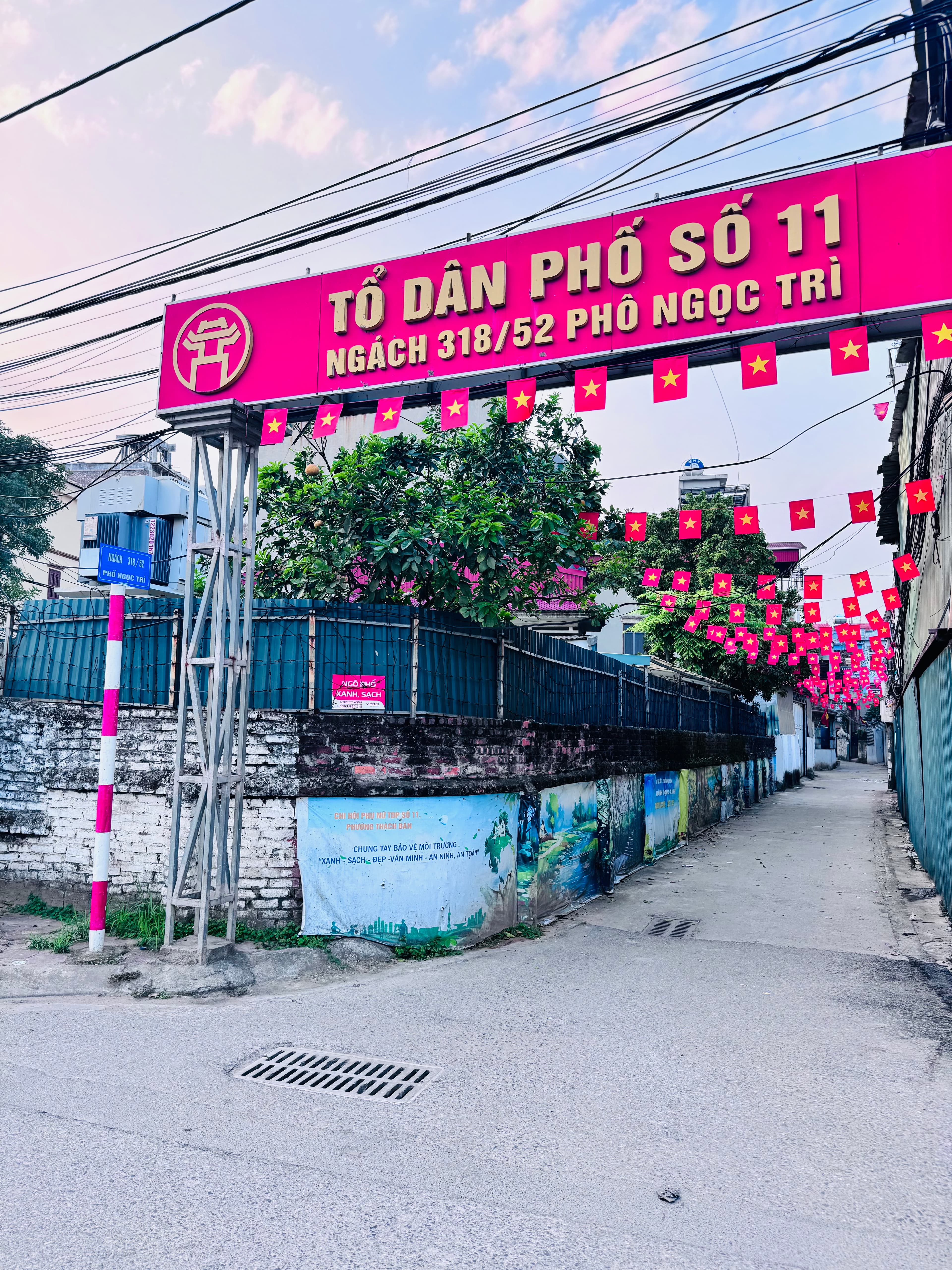 Nhà đất mặt phố, Long Biên, Hà Nội - 61.2m² giá 8.9 tỷ