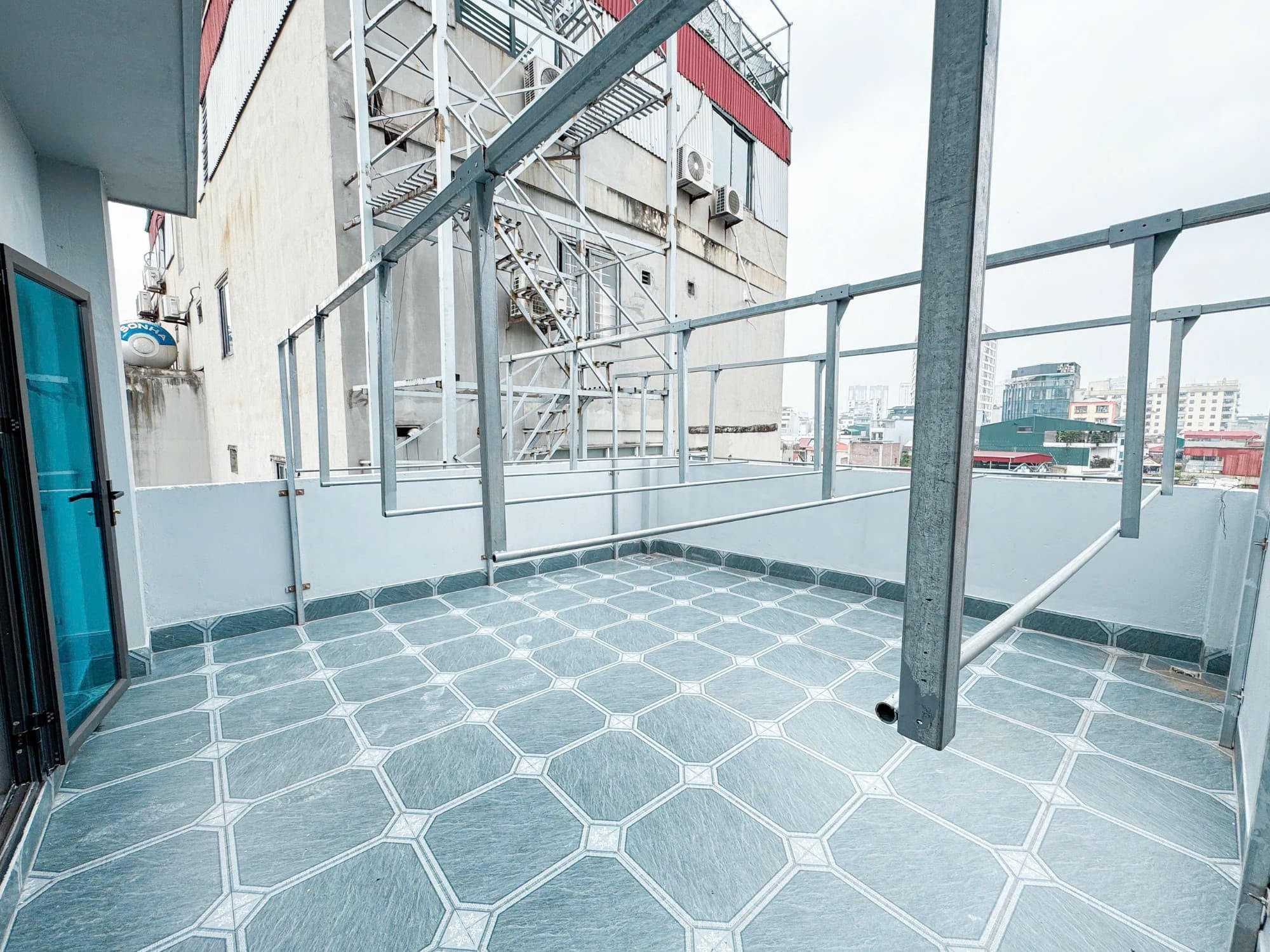 Nhà đất mặt phố, Cầu Giấy, Hà Nội - 77m² giá 21.8 tỷ
