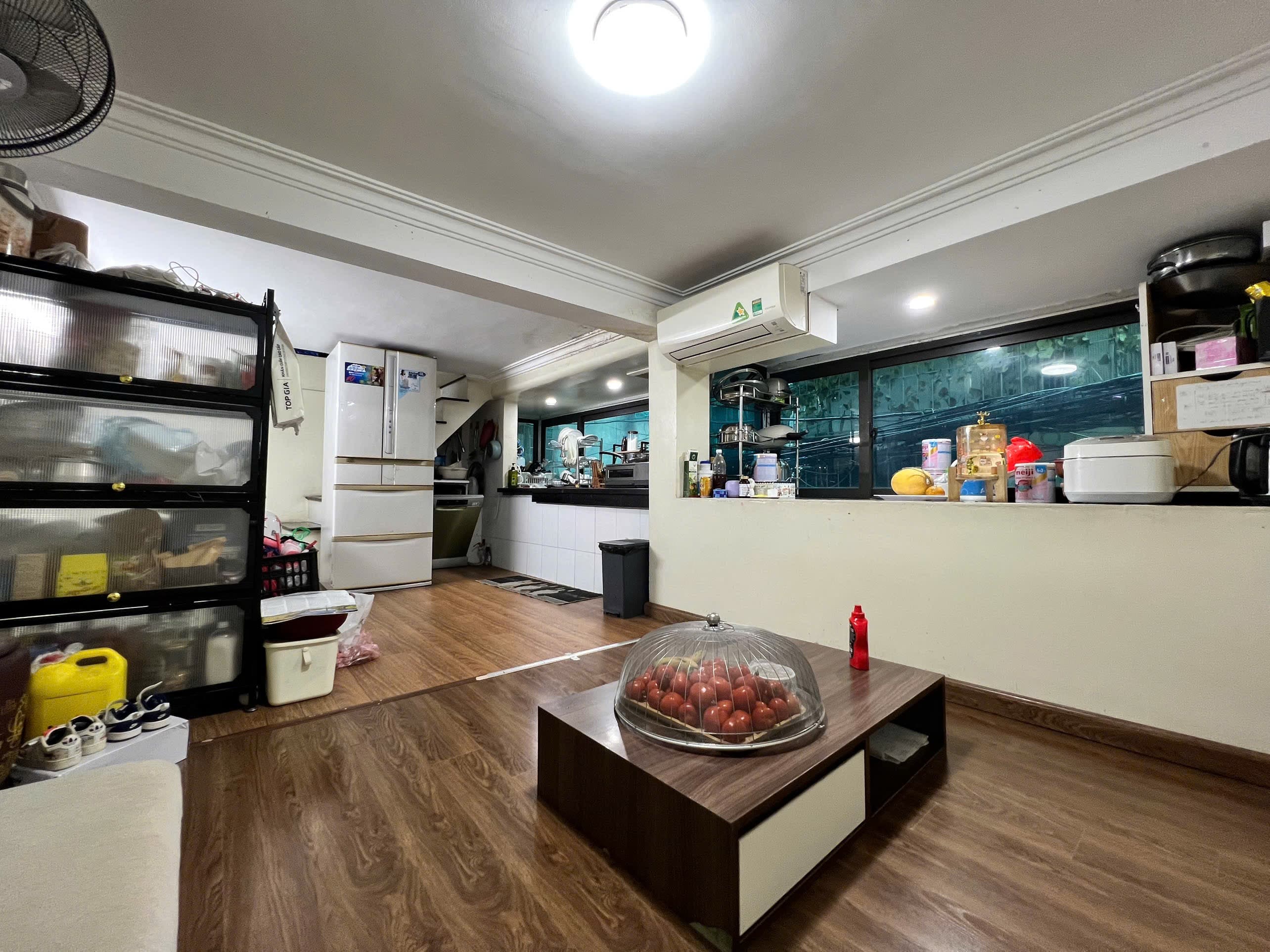 Nhà đất mặt phố, Hai Bà Trưng, Hà Nội - 19m² giá 8.9 tỷ