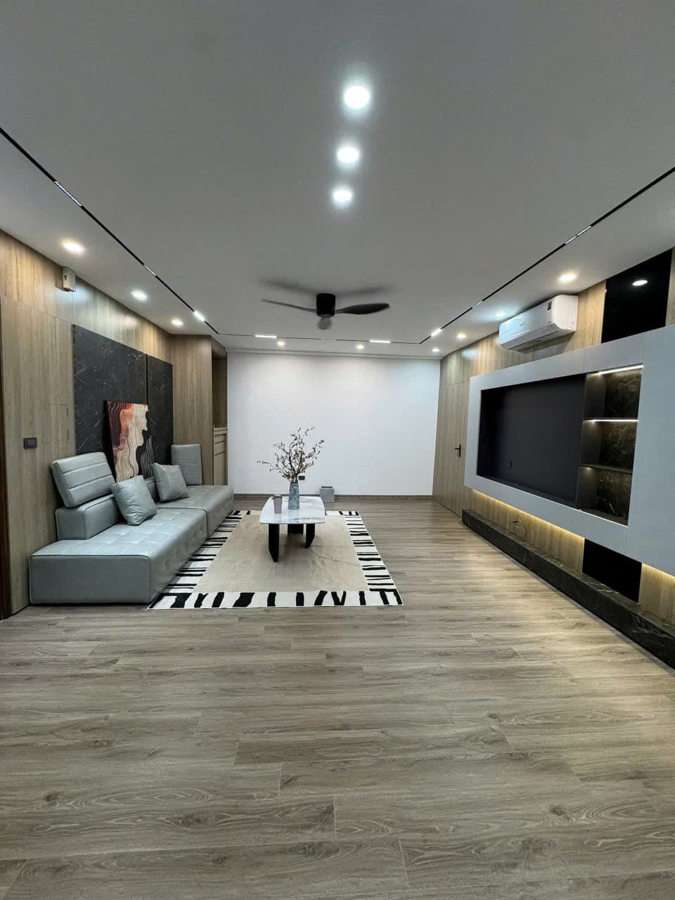 Căn hộ mặt phố, Hà Đông, Hà Nội - 160m² giá 8.1 tỷ