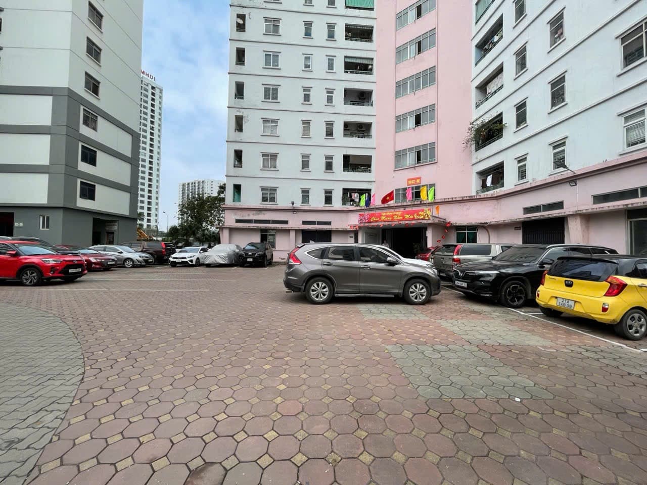 Căn hộ mặt phố, Hoàng Mai, Hà Nội - 82.5m² giá 6 tỷ