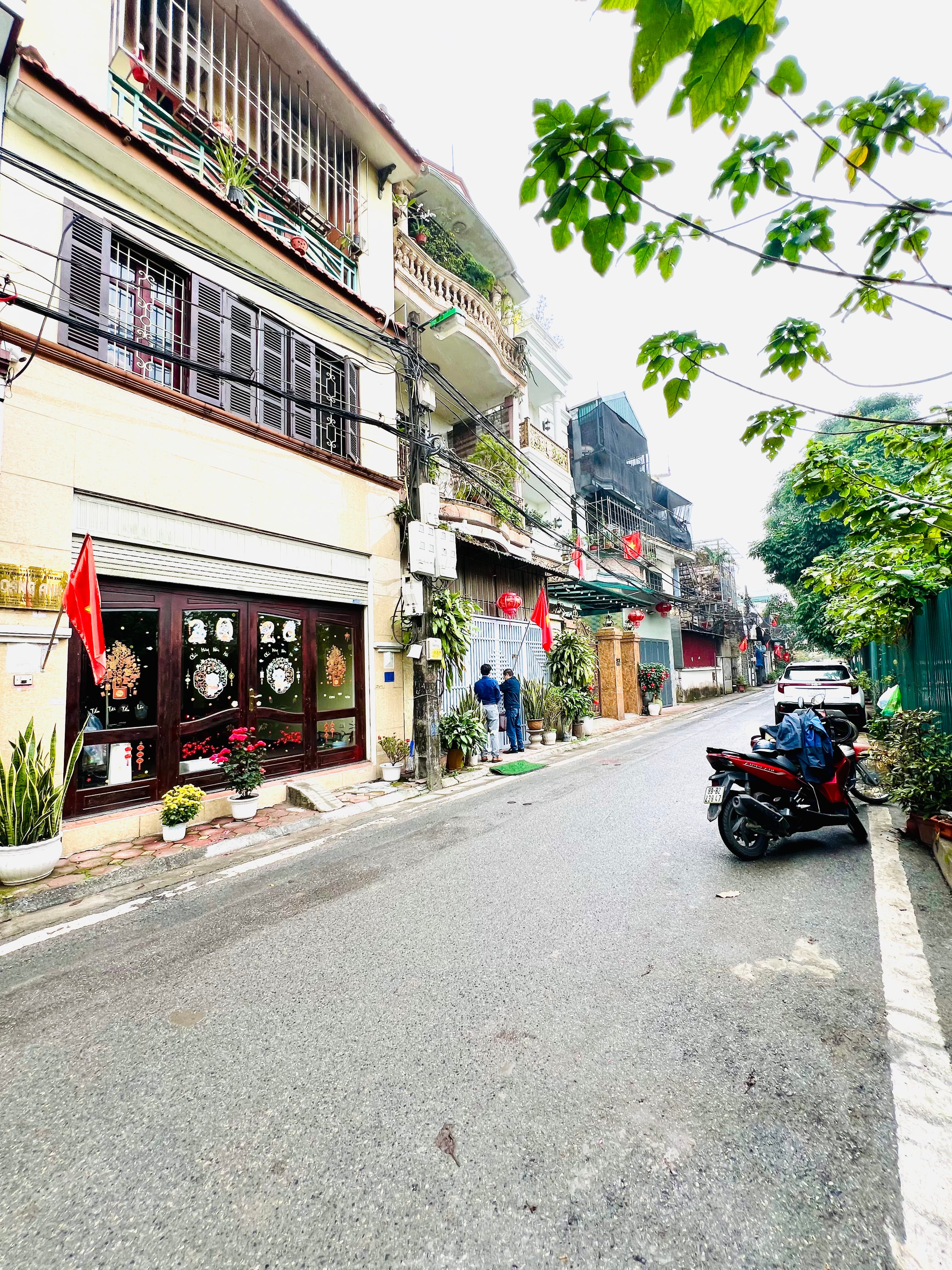 Nhà đất mặt phố, Long Biên, Hà Nội - 71m² giá 25 tỷ
