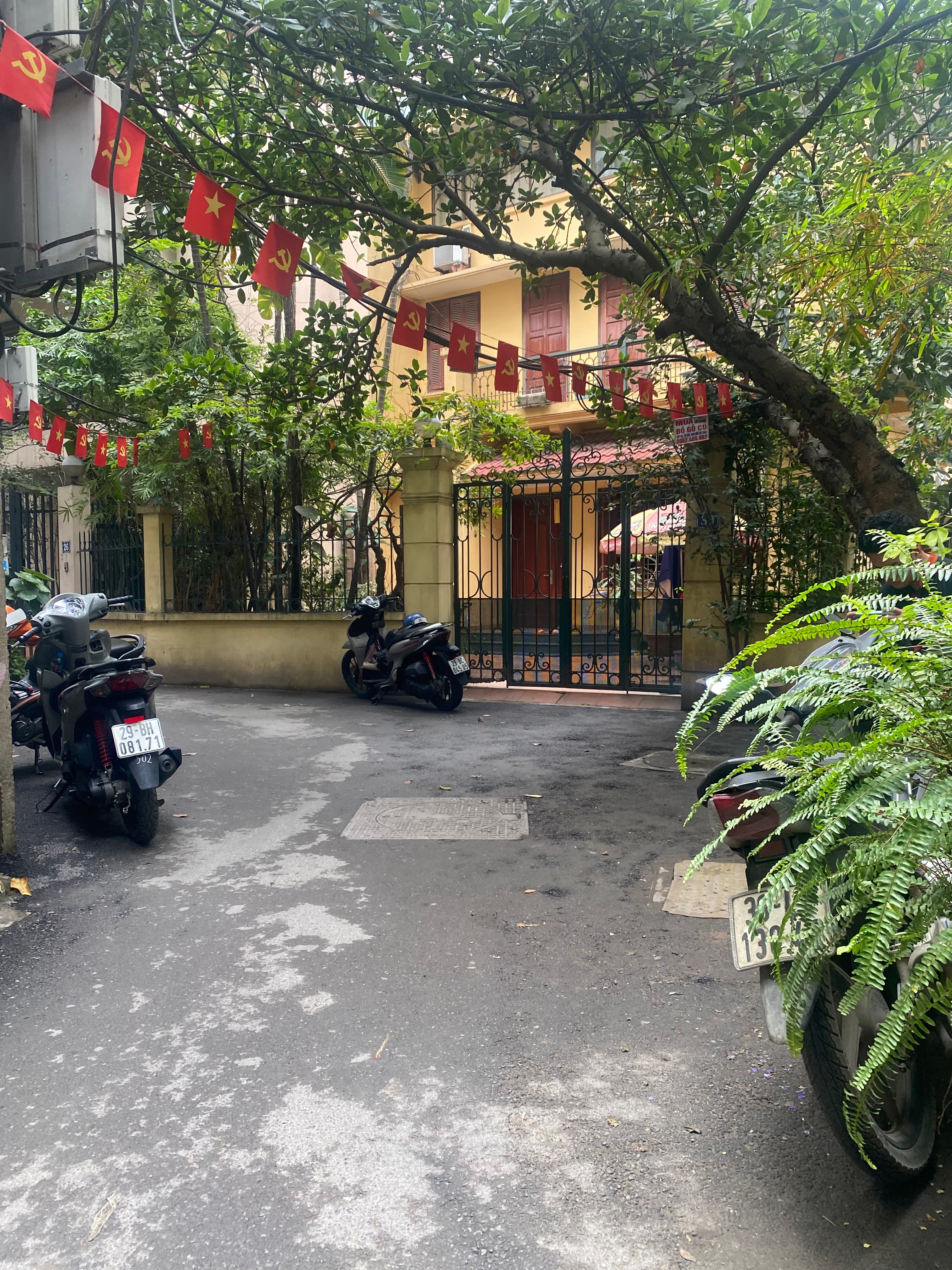 Nhà đất mặt phố, Tây Hồ, Hà Nội - 104m² giá 65.8 tỷ