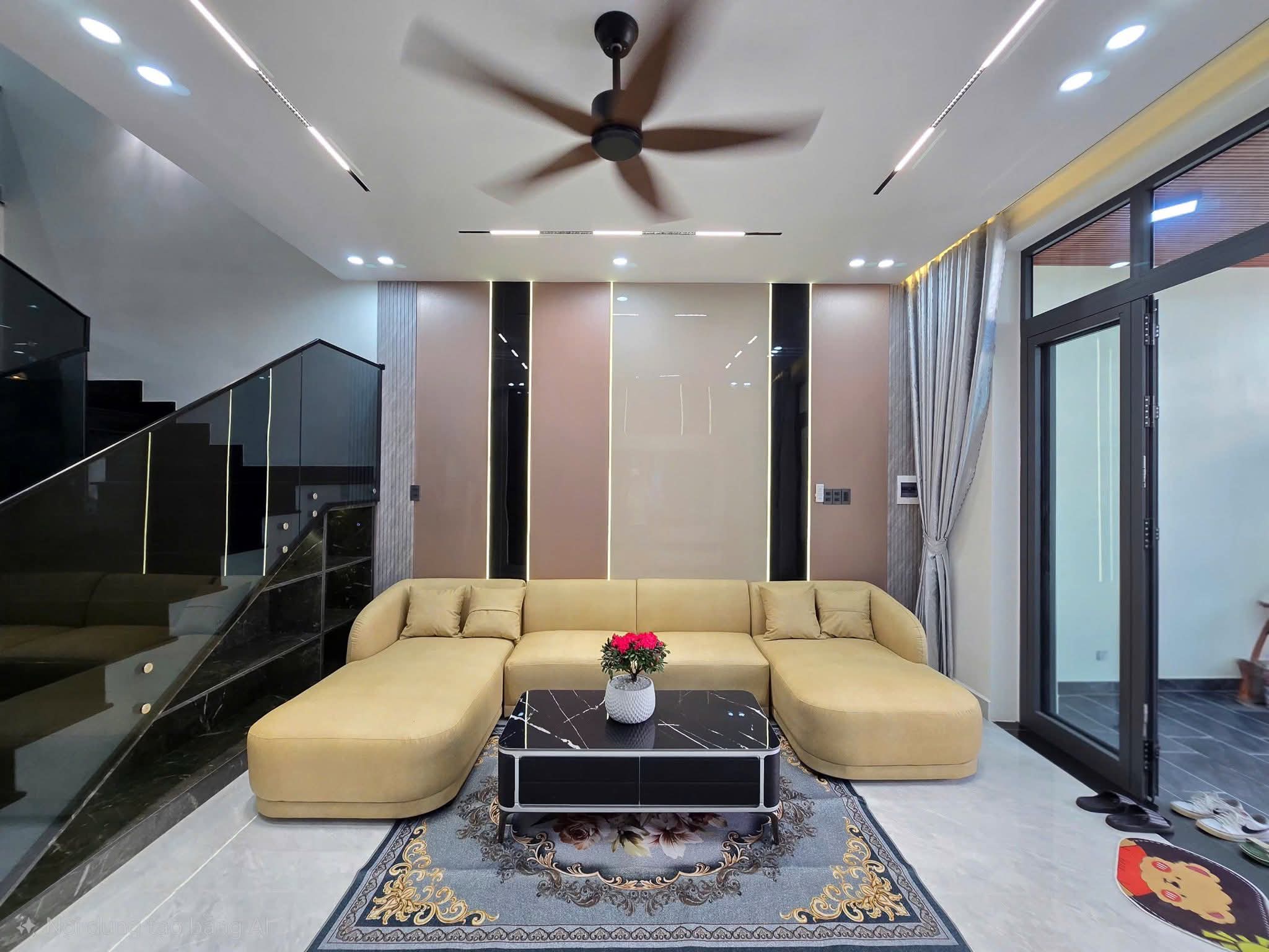 Nhà đất mặt phố, Cẩm Lệ, Đà Nẵng - 100m² giá 8.35 tỷ