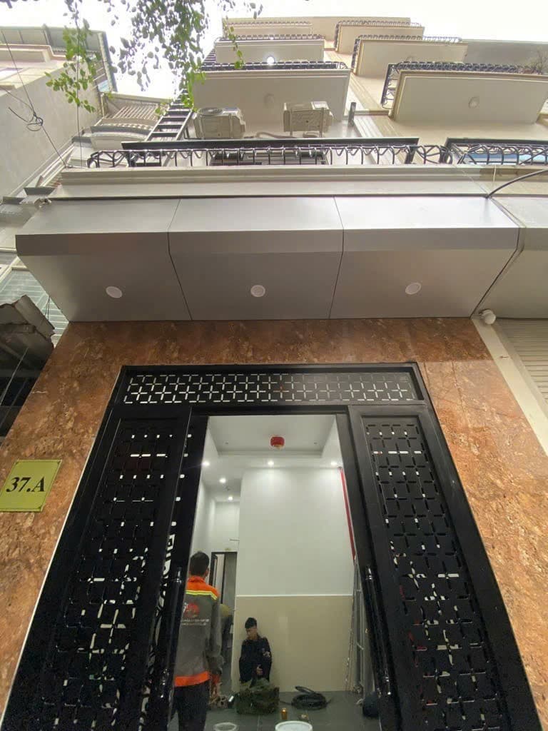 Nhà đất mặt phố, Nam Từ Liêm, Hà Nội - 46m² giá 13.4 tỷ