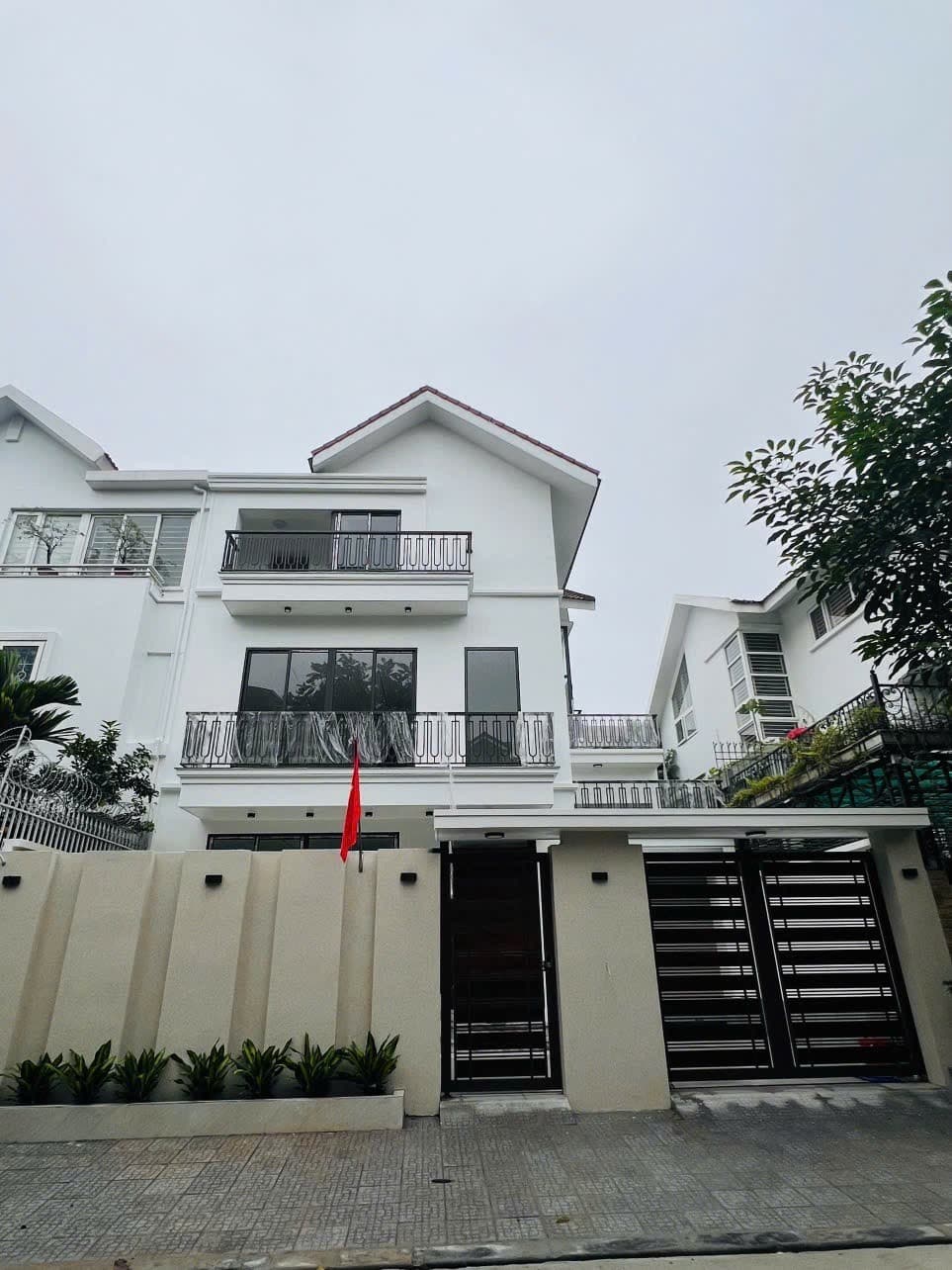 Nhà đất mặt phố, Hà Đông, Hà Nội - 199m² giá 41.8 tỷ