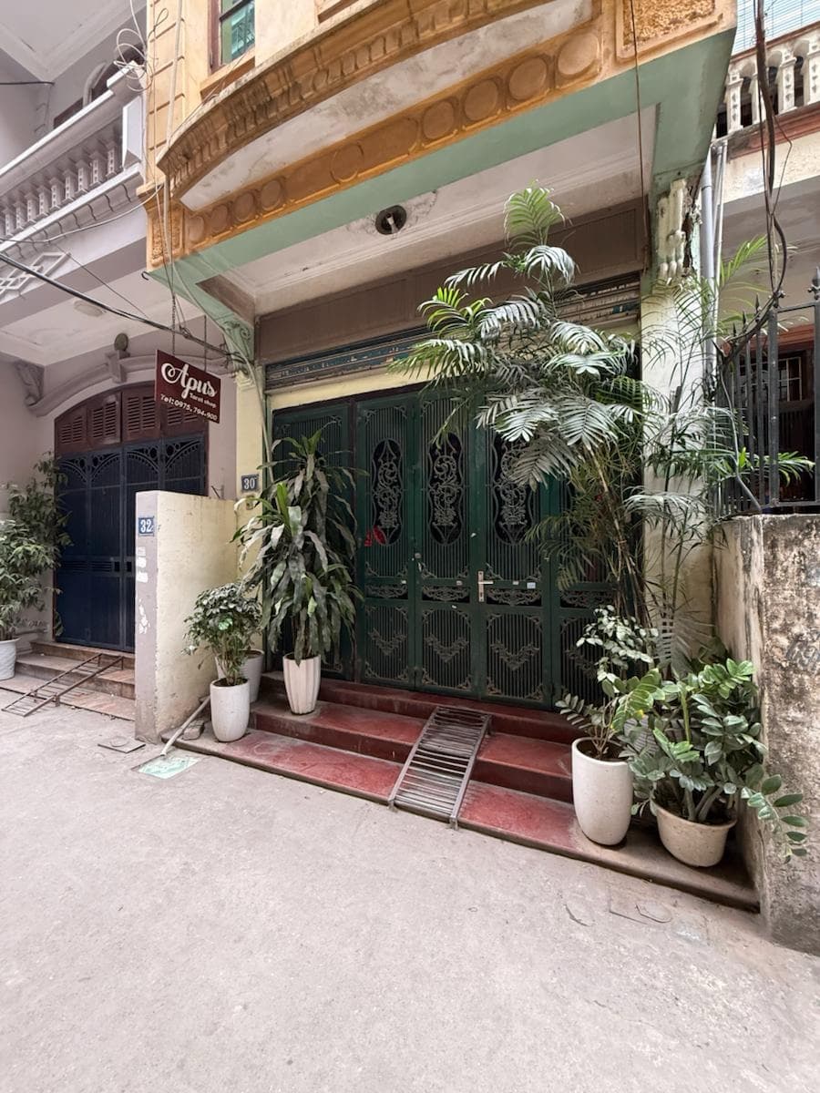 Nhà đất mặt phố, Đống Đa, Hà Nội - 83m² giá 41 tỷ
