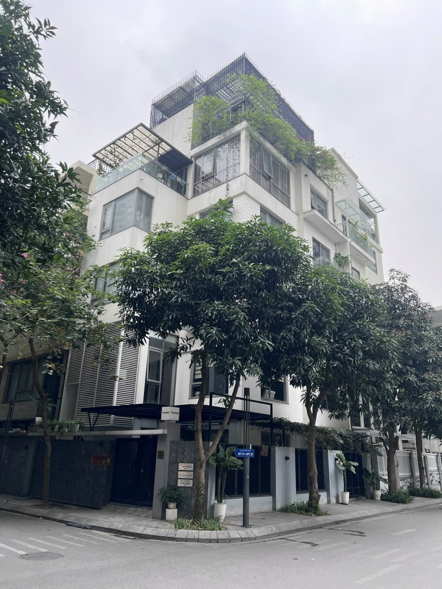 Nhà đất mặt phố, Thanh Xuân, Hà Nội - 107m² giá 82 tỷ
