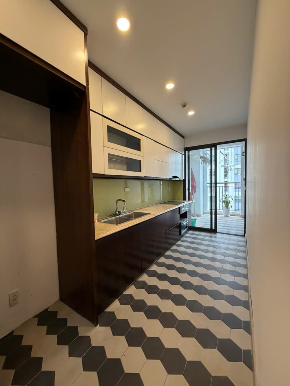 Căn hộ mặt phố, Hoàng Mai, Hà Nội - 80m² giá 7.75 tỷ