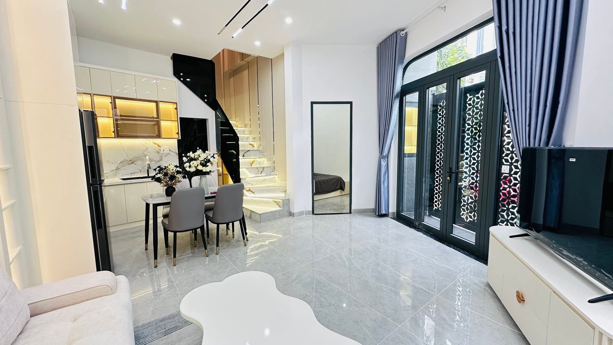 Nhà đất mặt phố, Hải Châu, Đà Nẵng - 53m² giá 5.69 tỷ