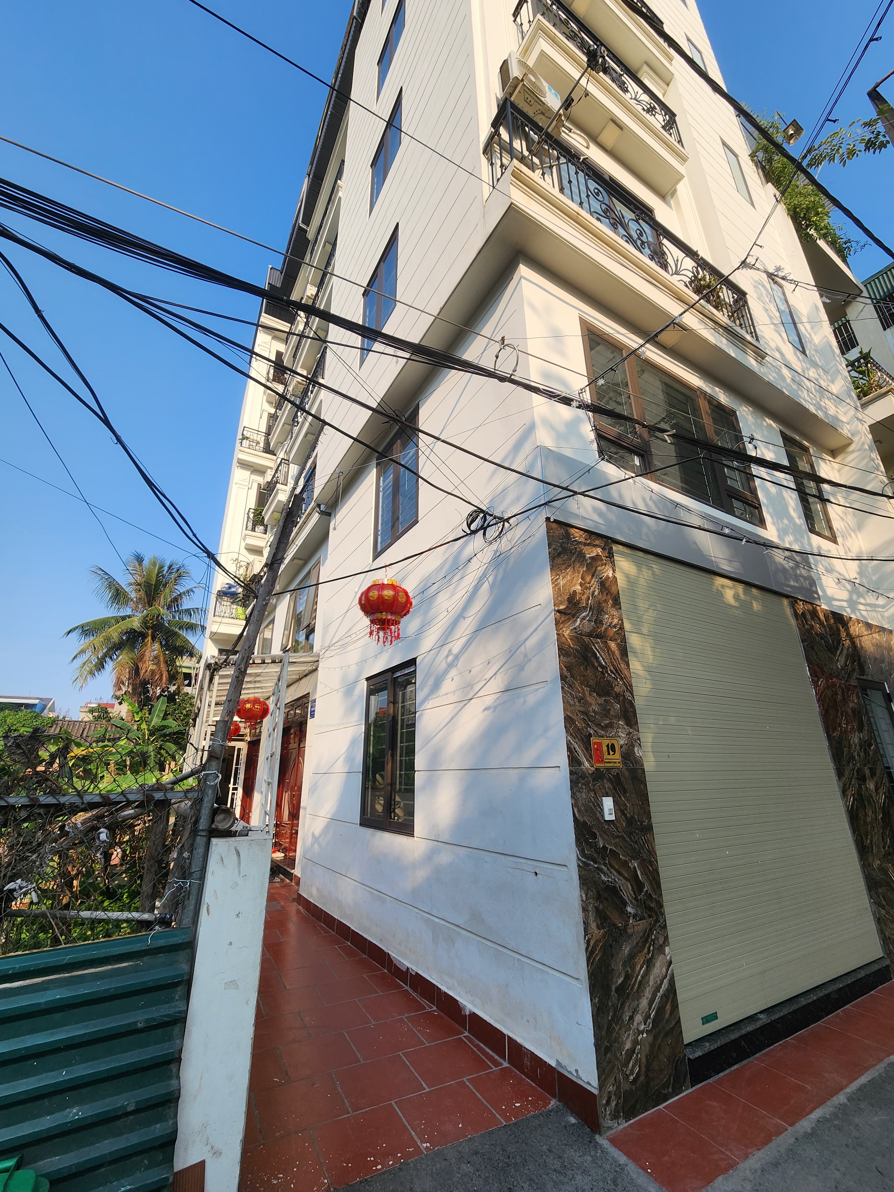 Nhà đất mặt phố, Long Biên, Hà Nội - 30m² giá 6.8 tỷ