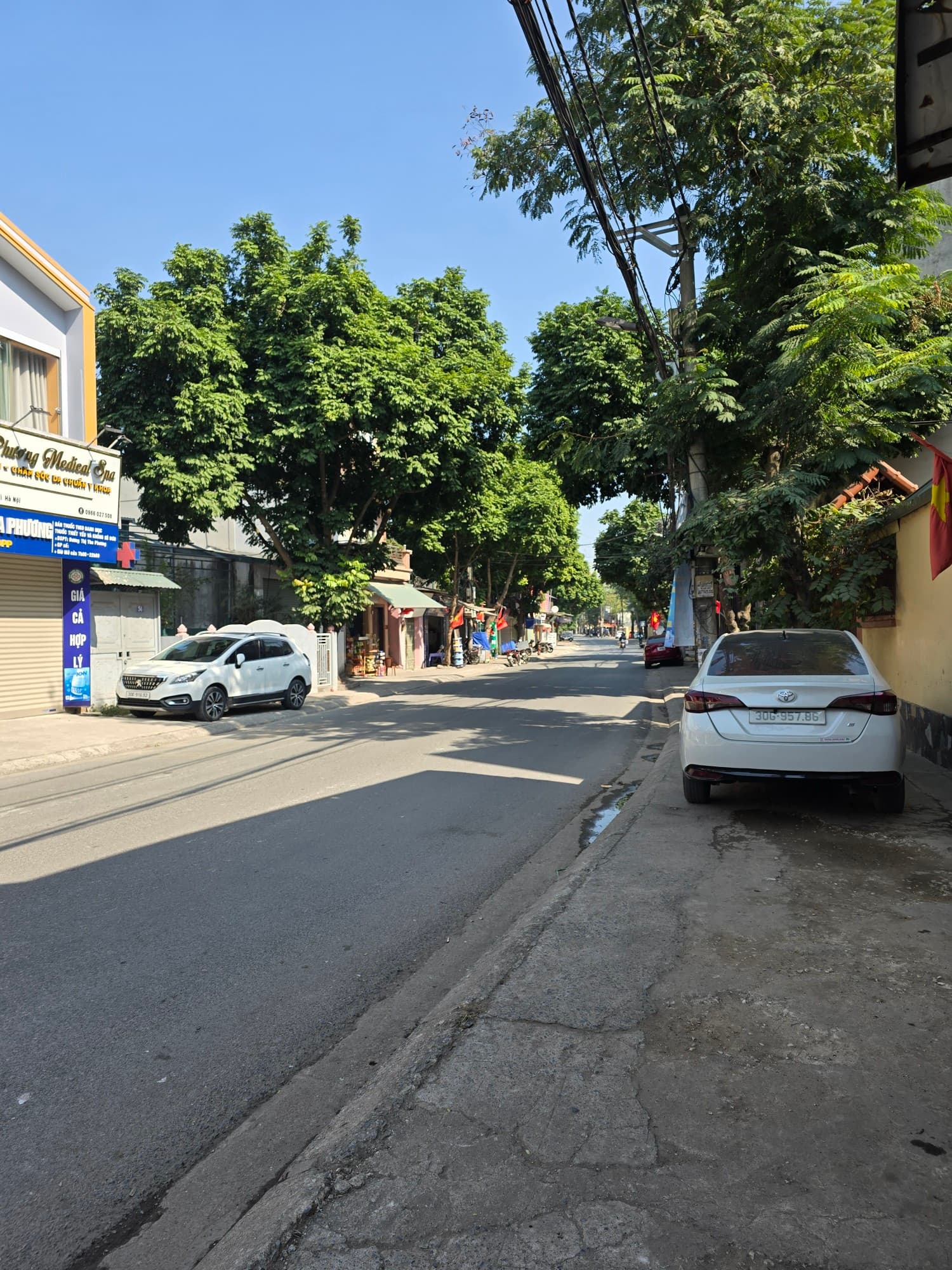 Nhà đất mặt phố, Thanh Trì, Hà Nội - 77m² giá 14.3 tỷ