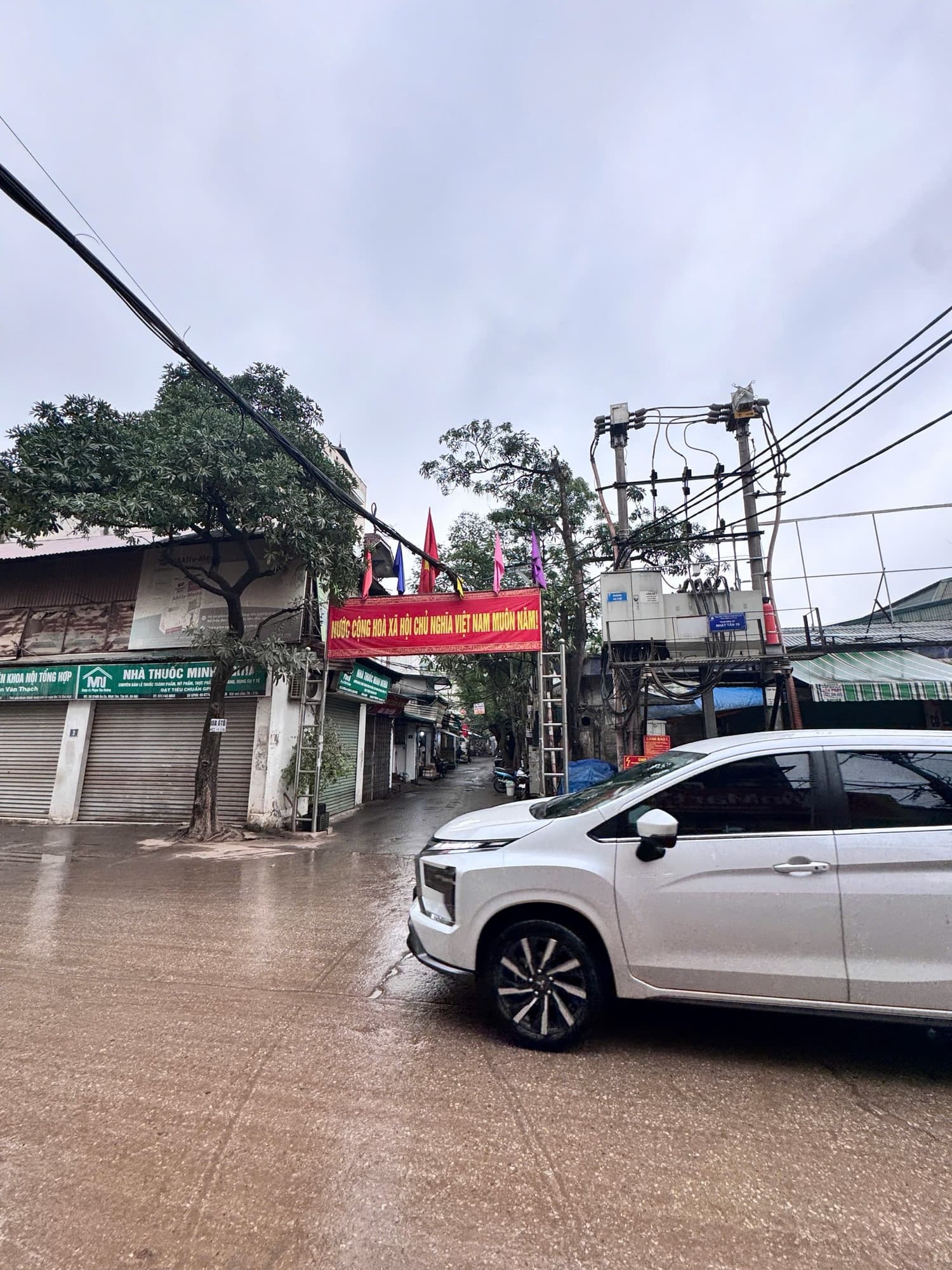 Nhà đất mặt phố, Tây Hồ, Hà Nội - 61m² giá 13.86 tỷ