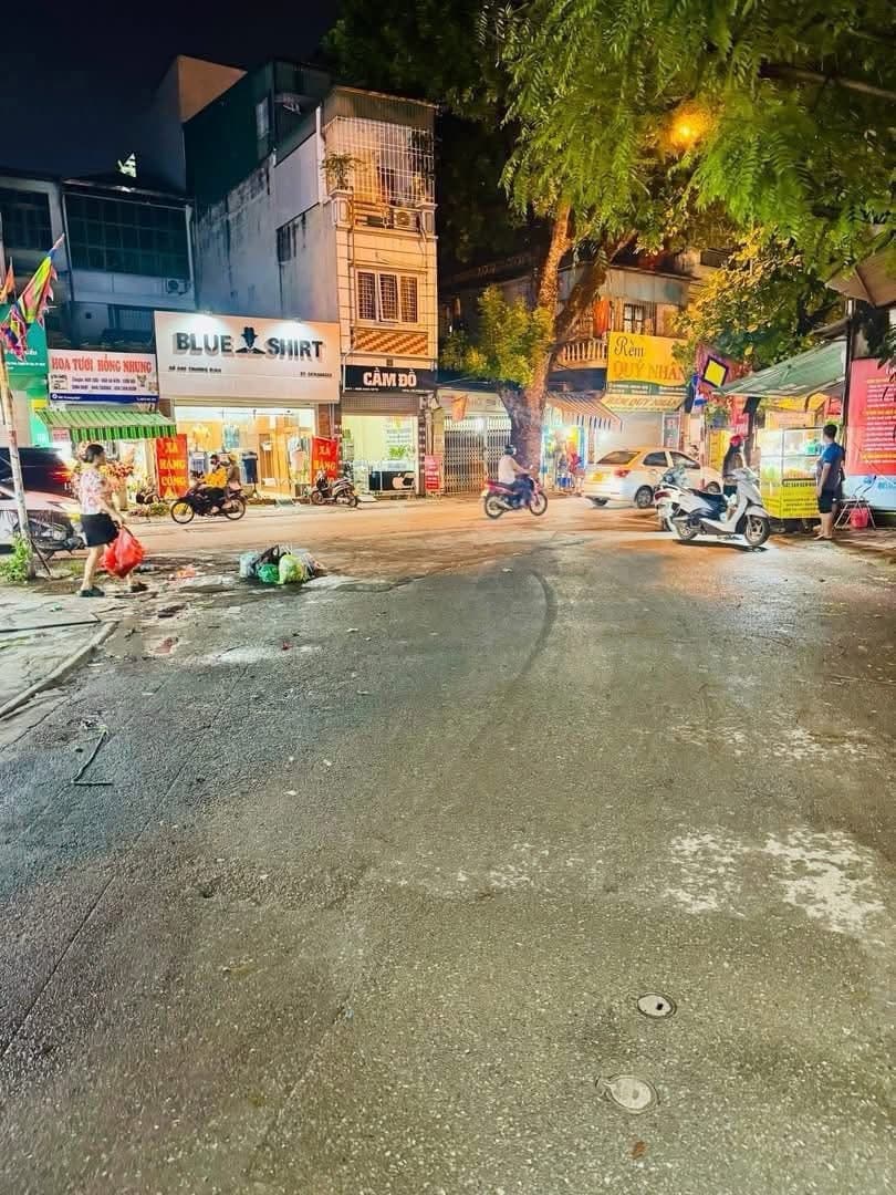 Nhà đất mặt phố, Hoàng Mai, Hà Nội - 29m² giá 7.65 tỷ