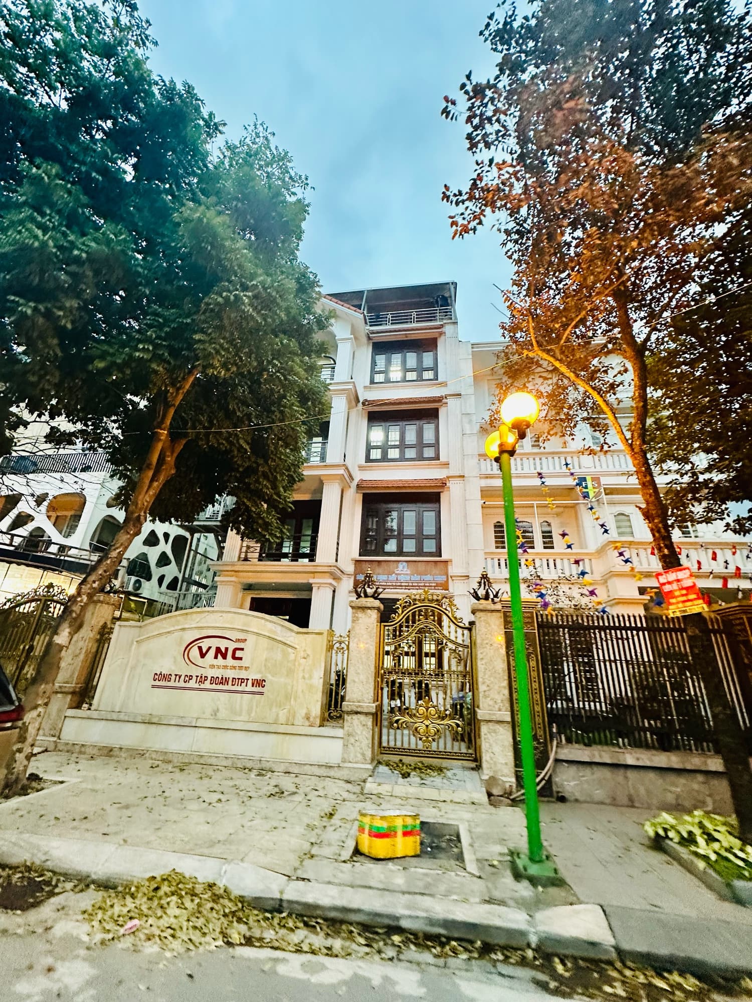 Nhà đất mặt phố, Hoàng Mai, Hà Nội - 210m² giá 70 tỷ