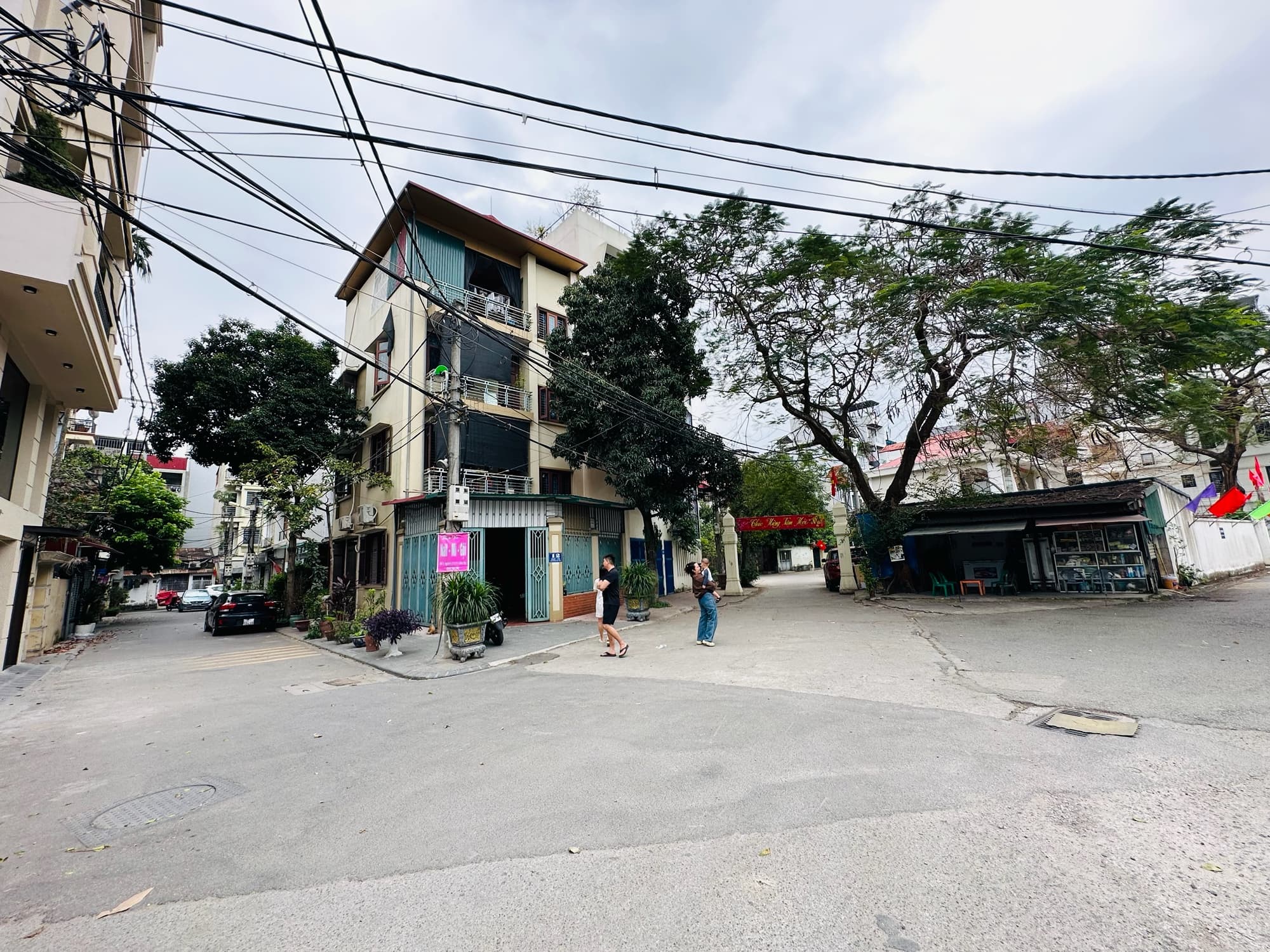 Nhà đất mặt phố, Long Biên, Hà Nội - 86m² giá 36.5 tỷ