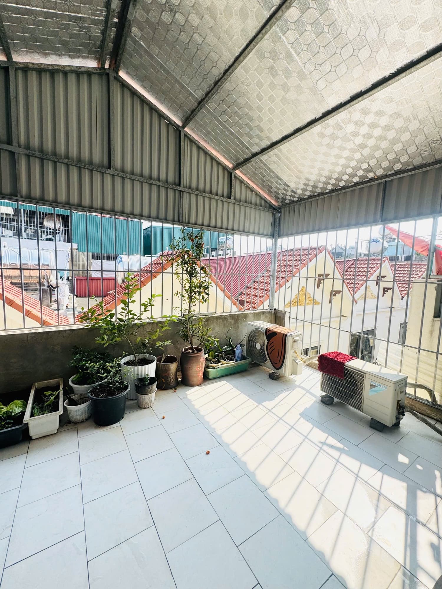 Nhà đất mặt phố, Long Biên, Hà Nội - 34m² giá 7.85 tỷ