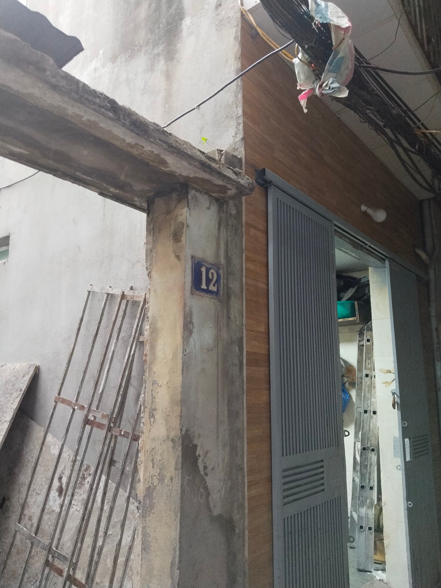 Nhà đất mặt phố, Tây Hồ, Hà Nội - 74m² giá 15.5 tỷ