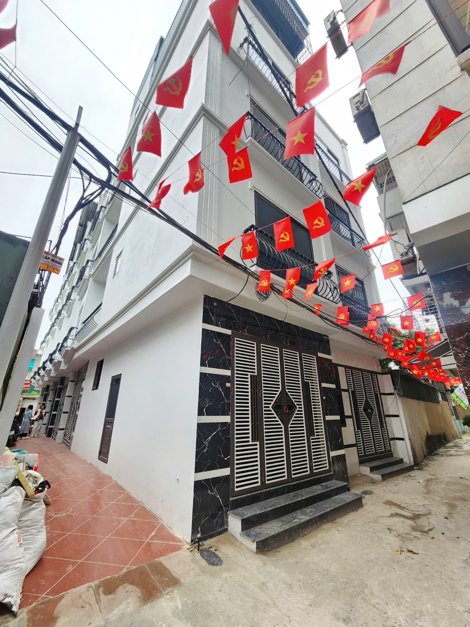 Nhà đất mặt phố, Hoàng Mai, Hà Nội - 35m² giá 8 tỷ