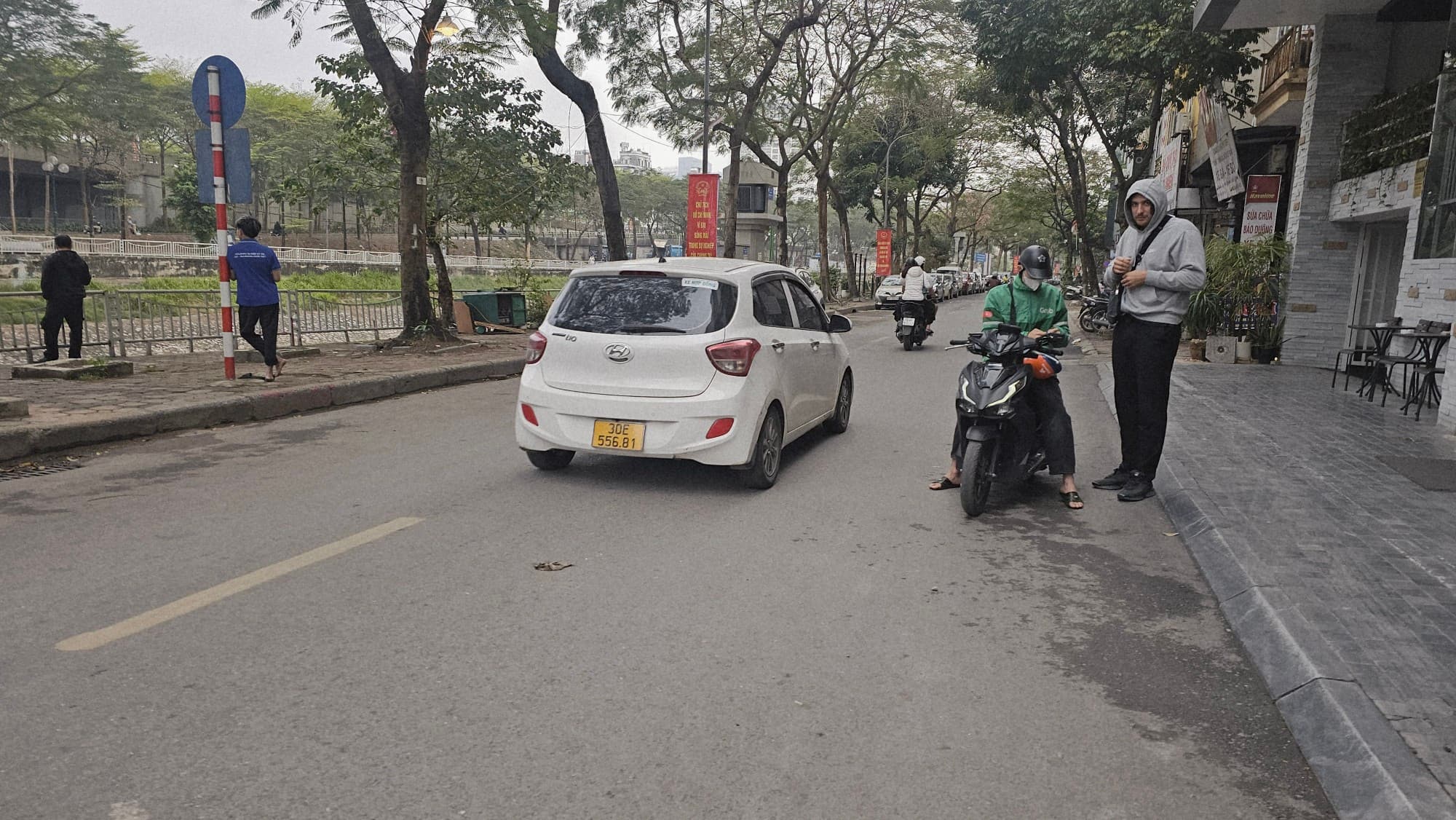 Nhà đất mặt phố, Cầu Giấy, Hà Nội - 196m² giá 155 tỷ